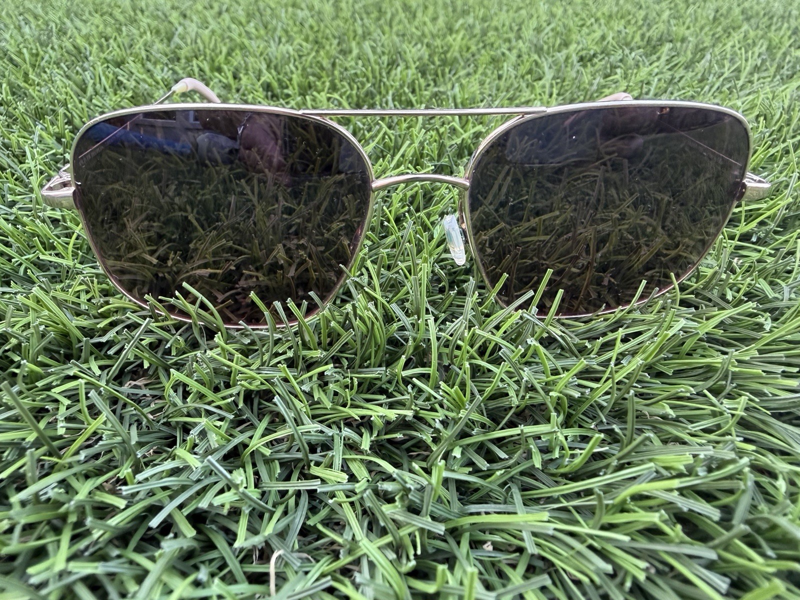 Oliver Peoples Victory 58 VFX Gold/Cognac Gradient Preowned See Description
