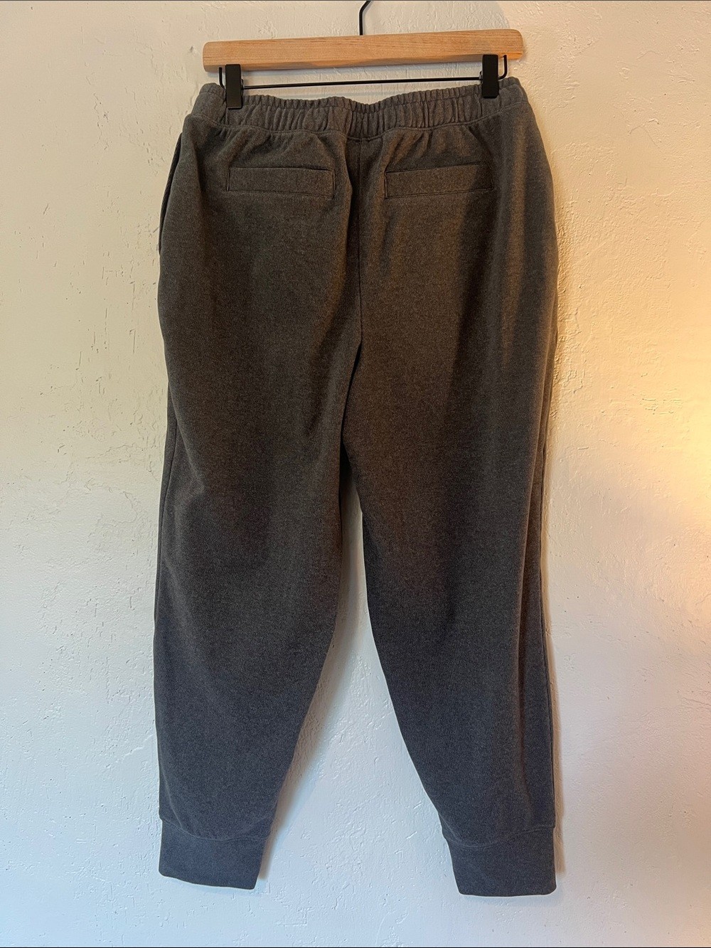 Varley Men’s Dark Gray Fleece Joggers