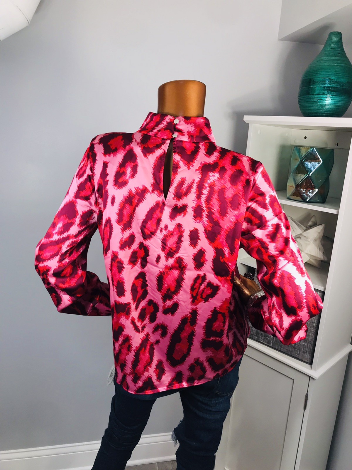 Bold Elements M Petite Top NWT $54 Lite Wgt Wrap Blouse Mock Neck Low Cut LongSl