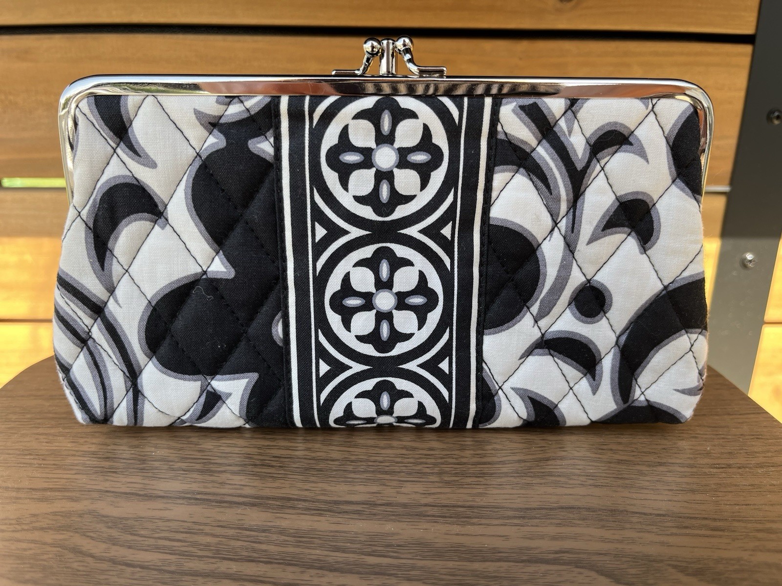 Vera Bradley Night & Day Retired Kisslock Wallet Clutch Black White Quilted