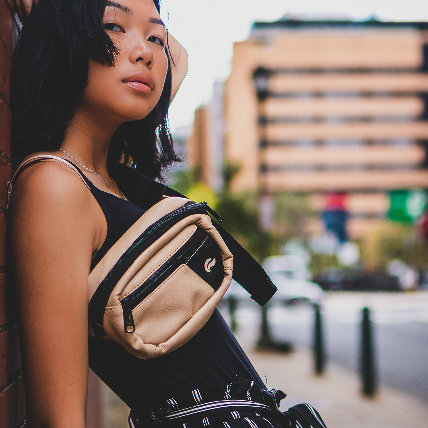 Skunk HIPSTER Bag Odour Proof Smell Proof Carry Bag Waist Bag Fanny Pack BLACK