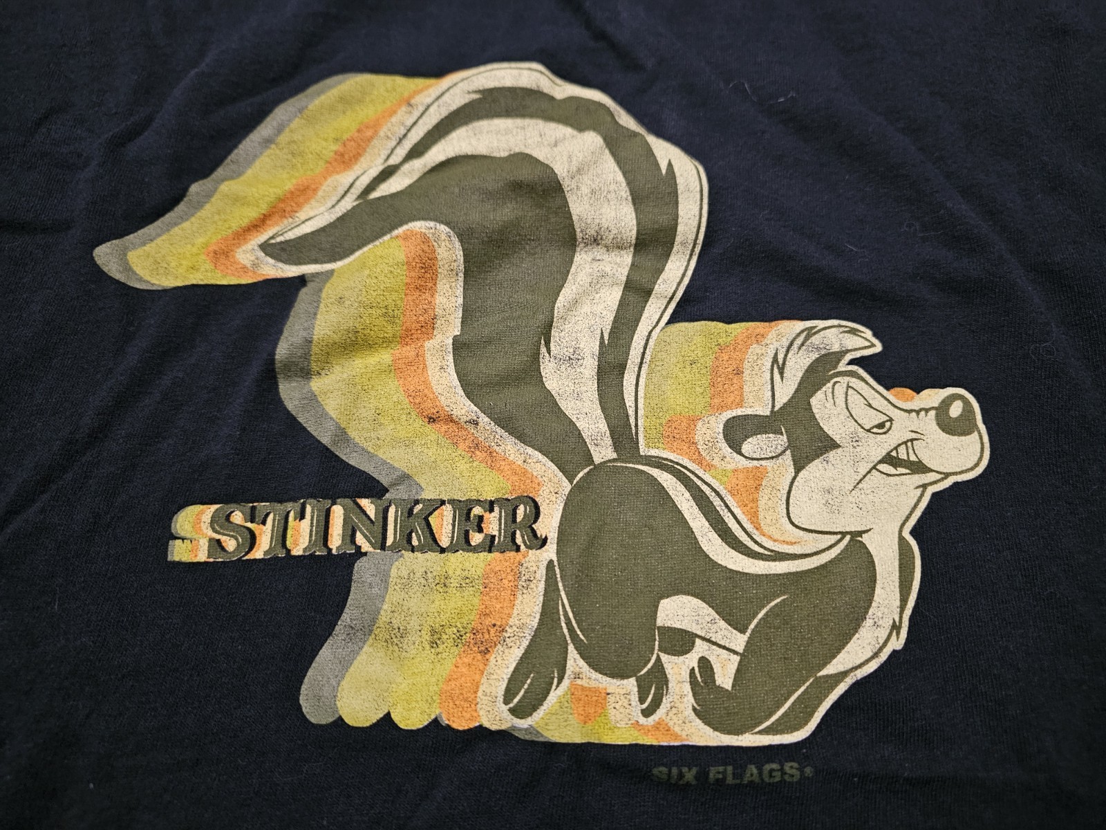 VTG 2003 Pepe Le Pew Looney Tunes Six Flags T-Shirt XL Black “Stinker” Romance