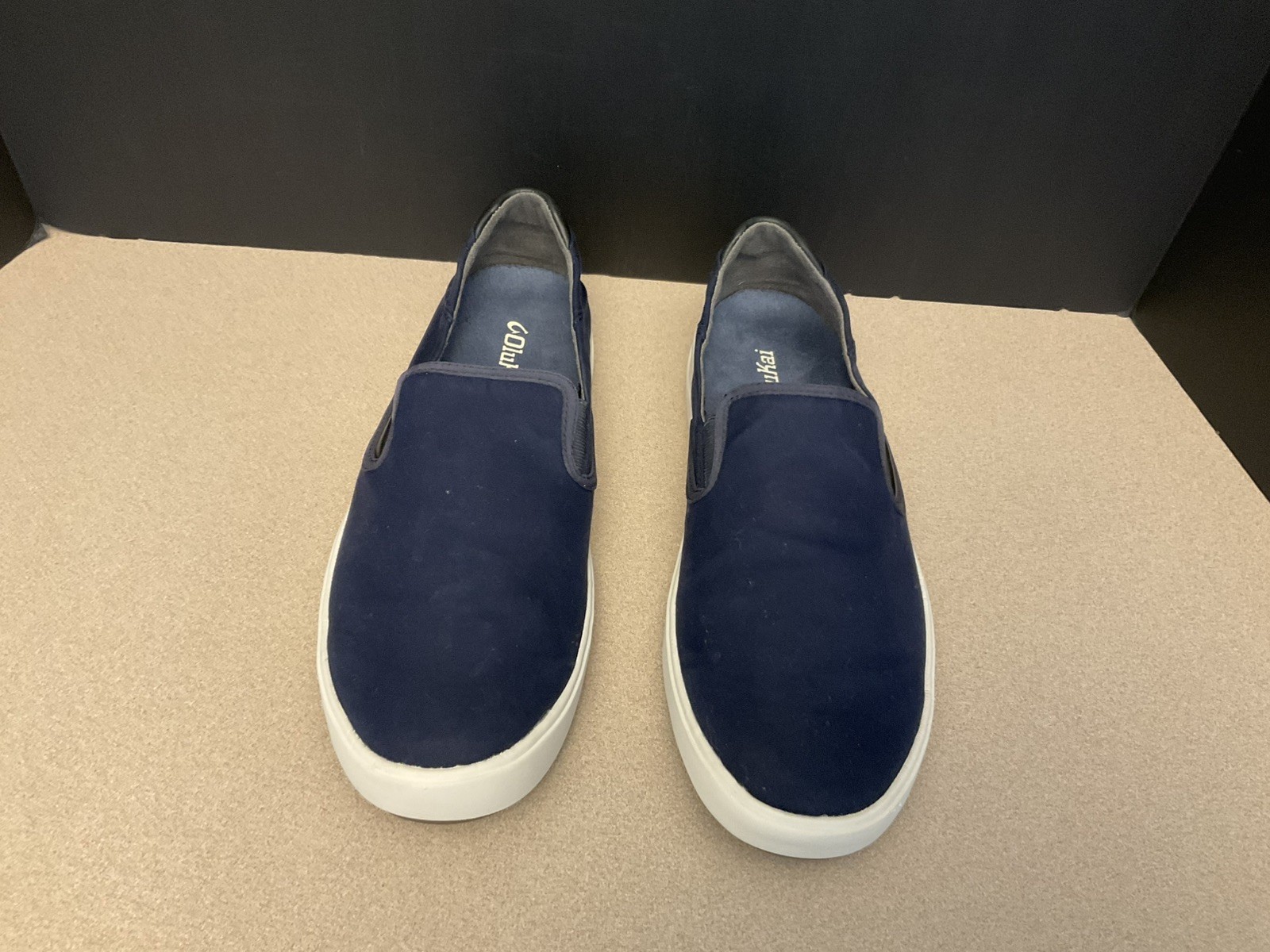 Mens OluKai Lae Ahi Navy Casual Comfort Slip On Shoes. Size 10. Great Condition!