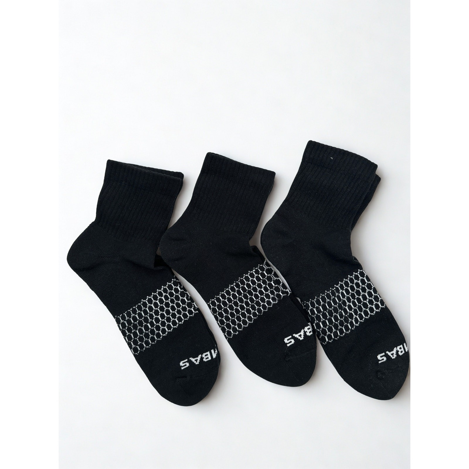 3 Pairs Bombas Black Quarter Socks Size Large 8-12