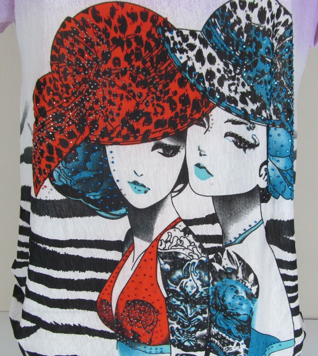 USA PL NY XL/XXL Pullover Top Colorful Crystal Accented Glamor Women Graphic