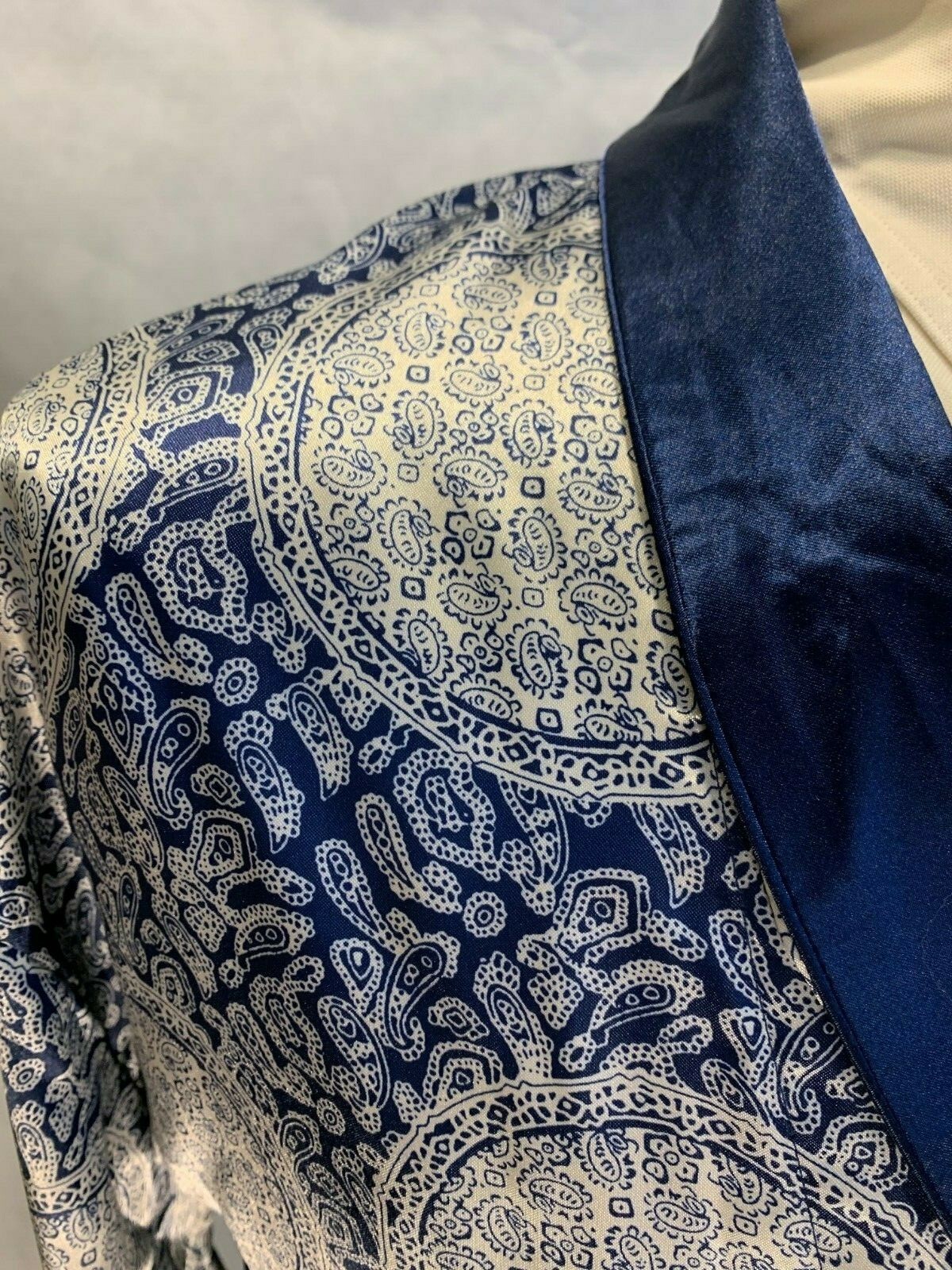 Mens Silk Satin Robe – Navy Paisley Auspicious ” 5 Day Delivery USA Seller ”