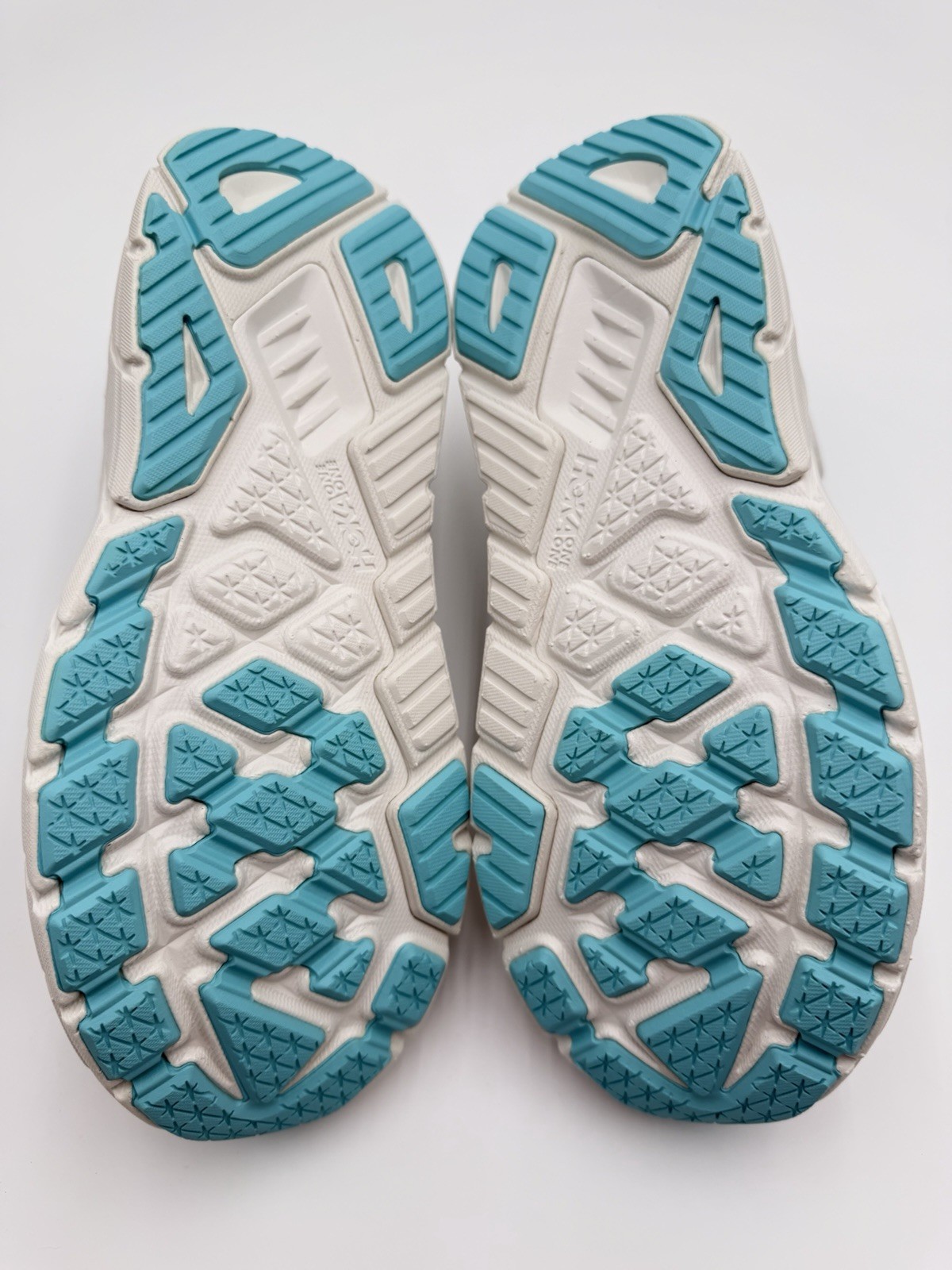 Hoka One One Women’s Arahi 7 Size 8.5B Frost Rose Gold |1147851-FTRS|