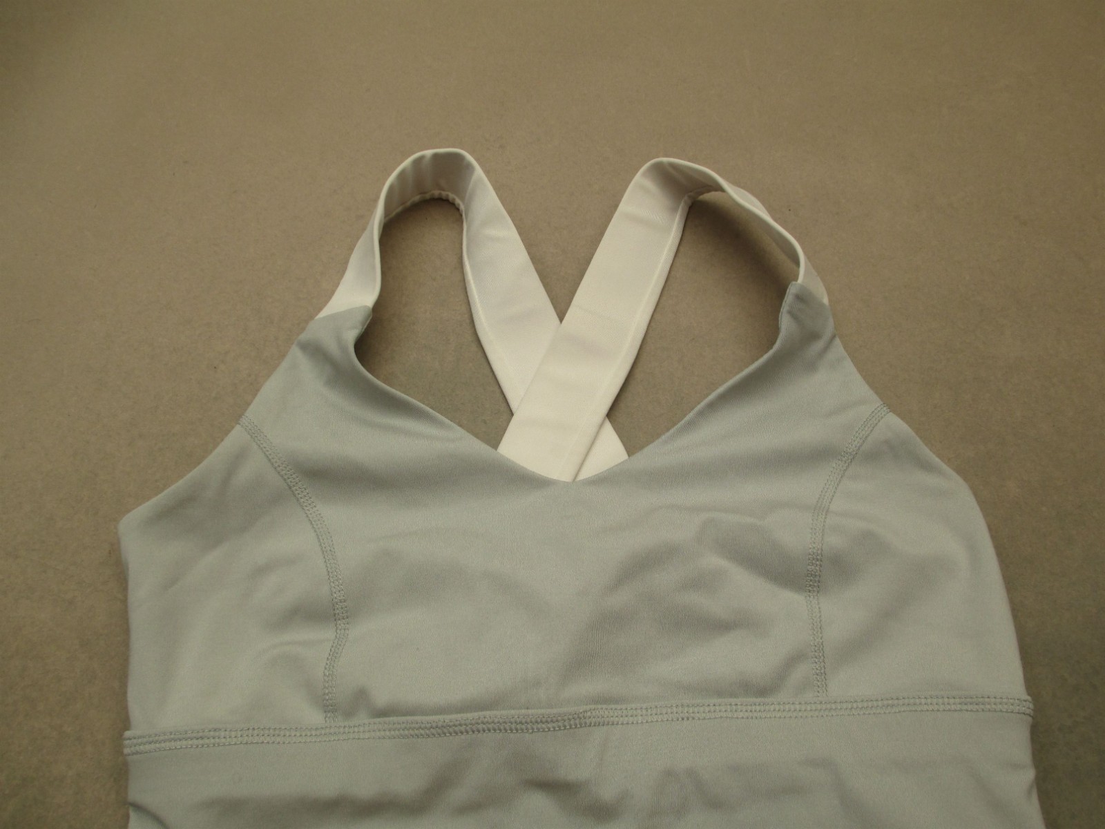 Avia Size M Womens Gray Unlined Wireless Pull On Racerback Athletic Bra 9M