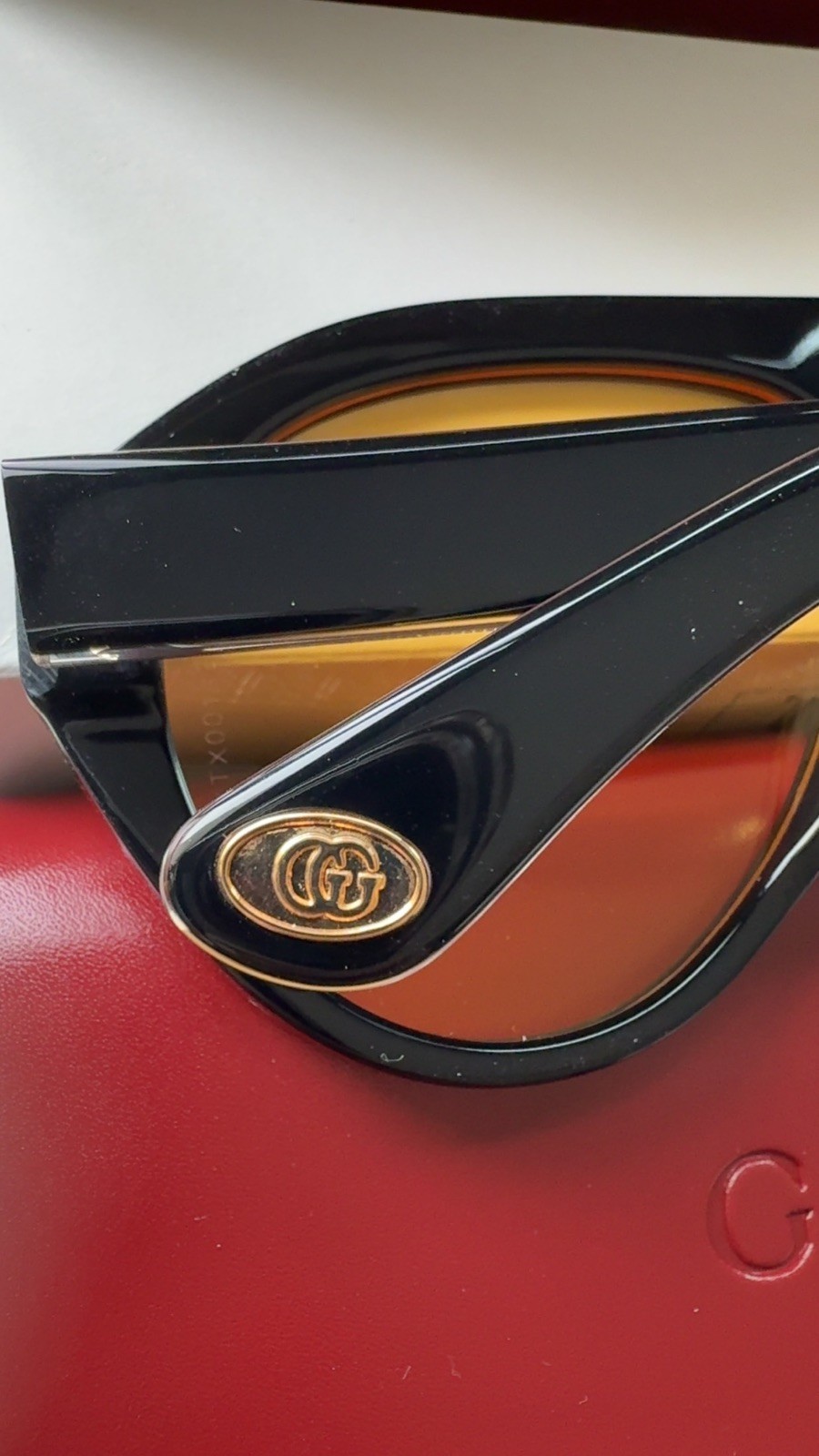 Gucci GG0479S Unisex Aviator Acetate Sunglasses Black Yellow Men And Women