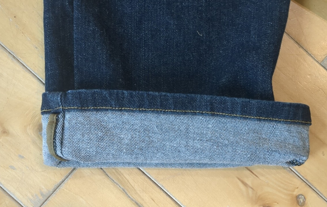 Stio Blue Rivet Dark Denim Distressed Jeans Mens 36×32 99%Cotton/1%Spandex