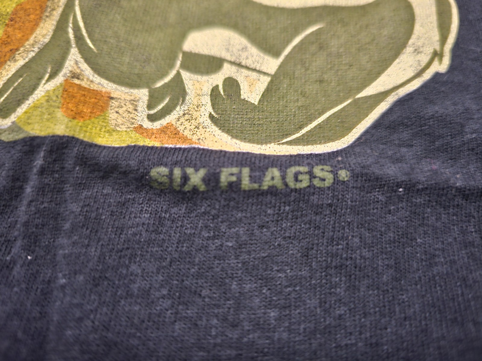 VTG 2003 Pepe Le Pew Looney Tunes Six Flags T-Shirt XL Black “Stinker” Romance