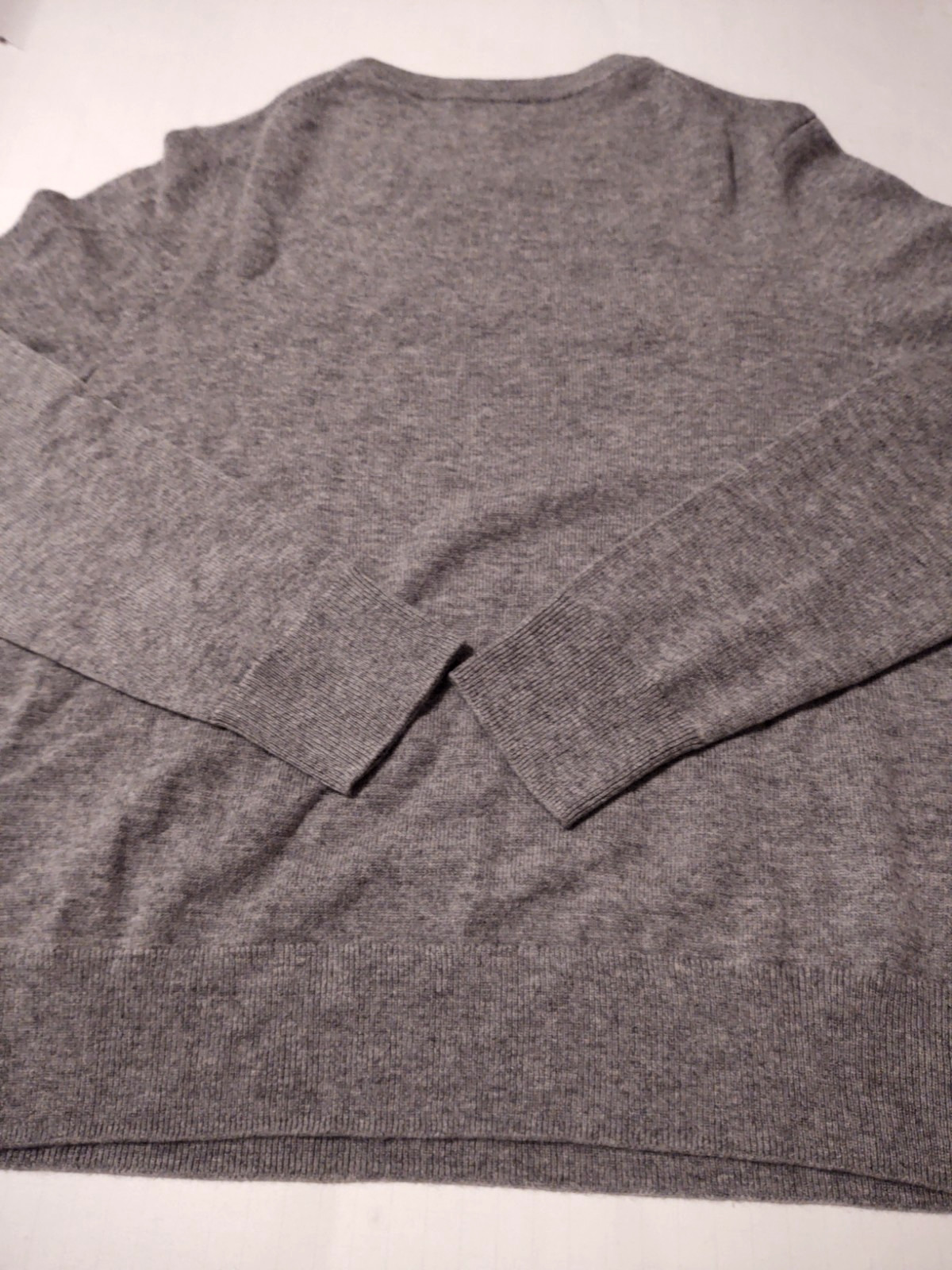 QUINCE Women’s Round Neck 100% MONGOLIAN Cashmere (M) Gray Long Sleeve Sweater