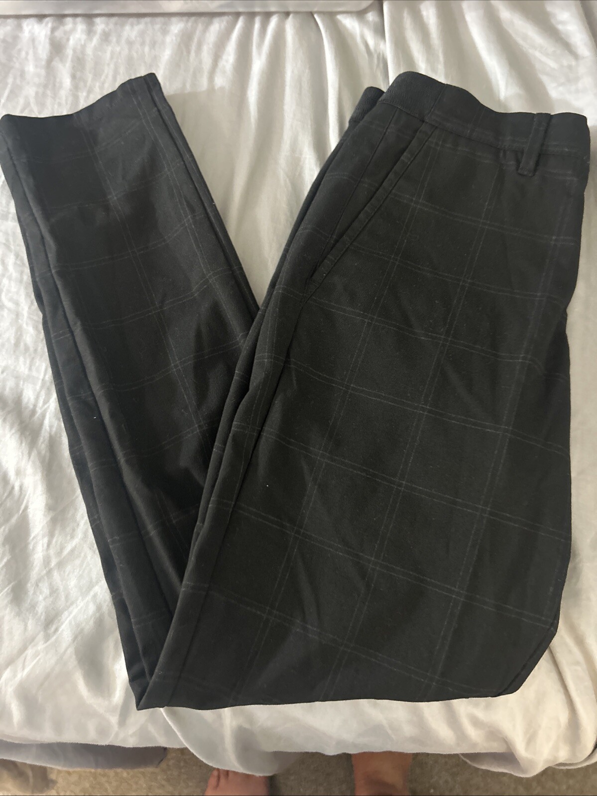 Zara pants women’s size 8 black checkered pattern Stretch