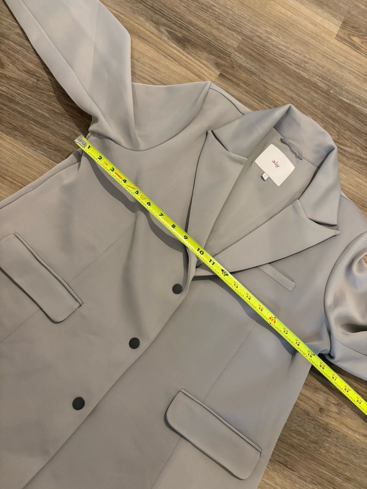 ADay Size Medium Oyster Gray Soft Power Blazer Career Capsule Stretch Prof