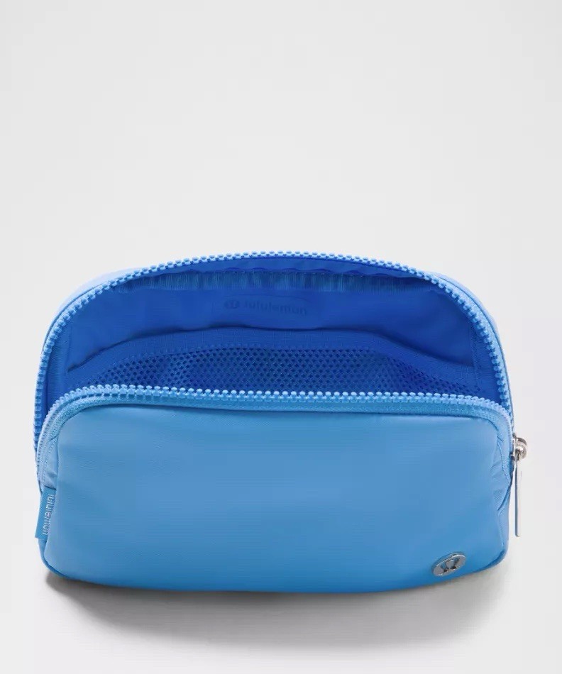 Everywhere Belt Bag 1L Ocean Wave/Silver