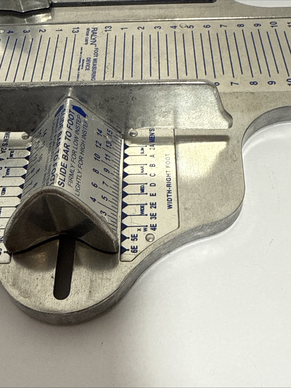 Vintage Ralyn Foot Measuring Device /Read