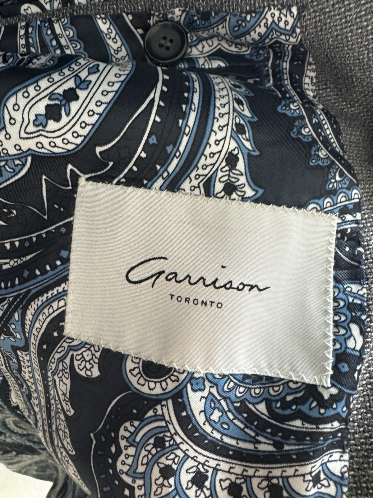 Garrison Bespoke Grey Wool Suit 40 R