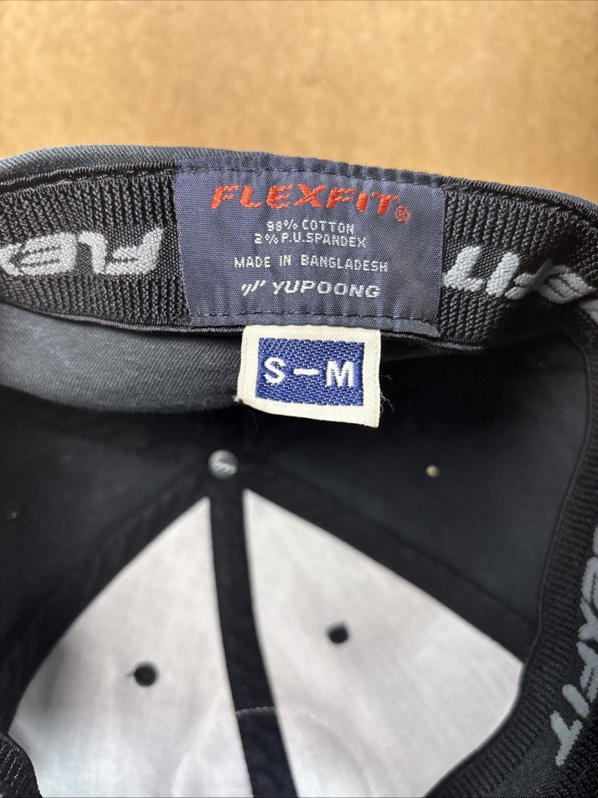 Salty Crew hat Black Flex Fit S-M