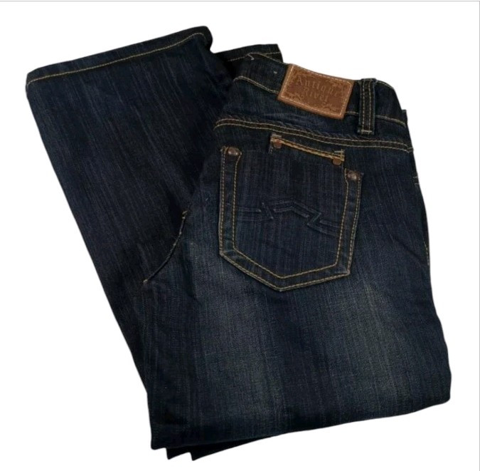 Antique Rivet Women’s Jean Size 27 Embellished Dark Wash Straight Leg