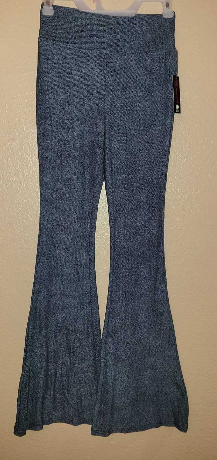 No Boundaries Flare Pants, NOBO knit Flare Pant Multicolor, Small to 3X