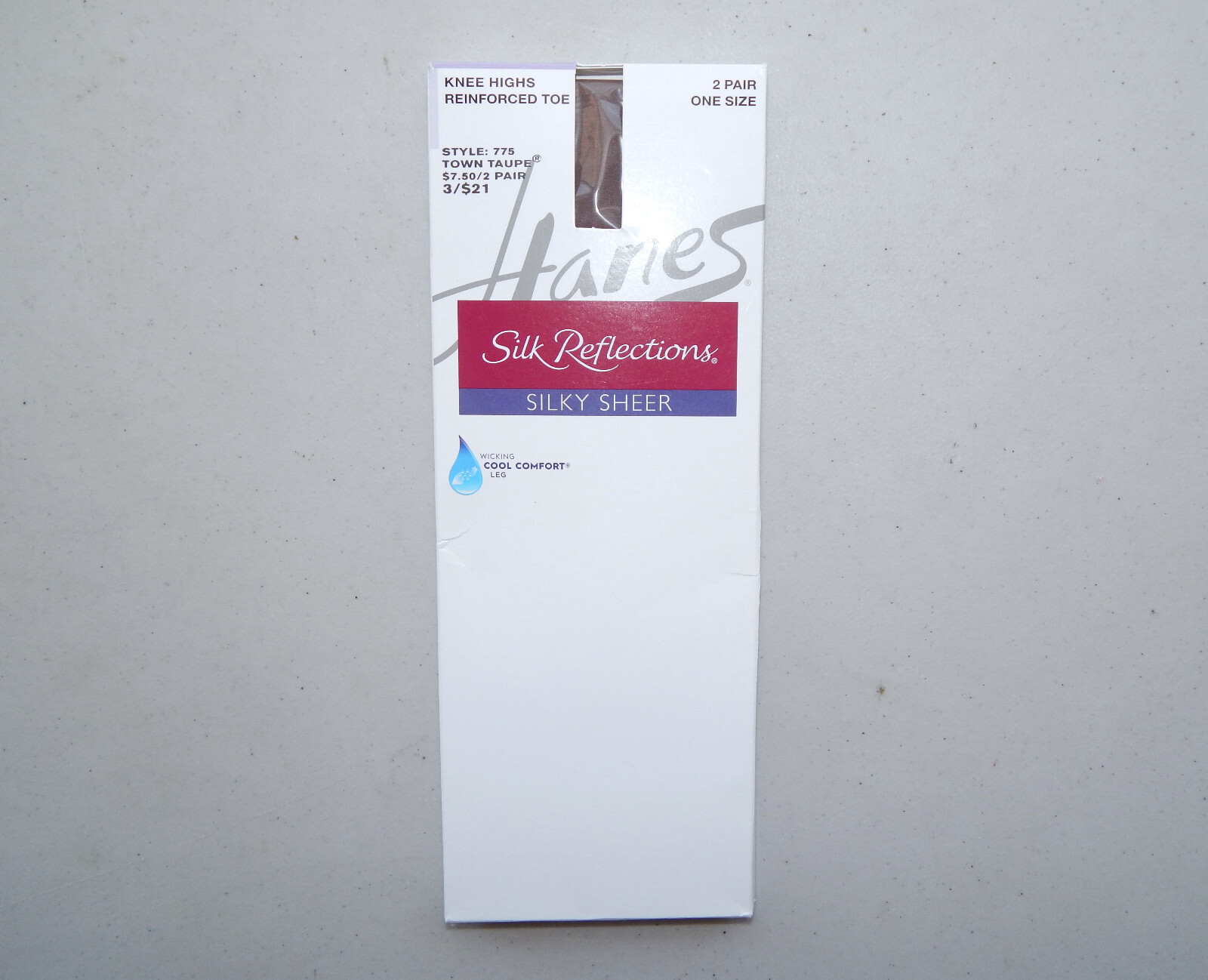 New Hanes Silk Reflections TOWN TAUPE Knee Highs Silky Sheer Reinforced Toe