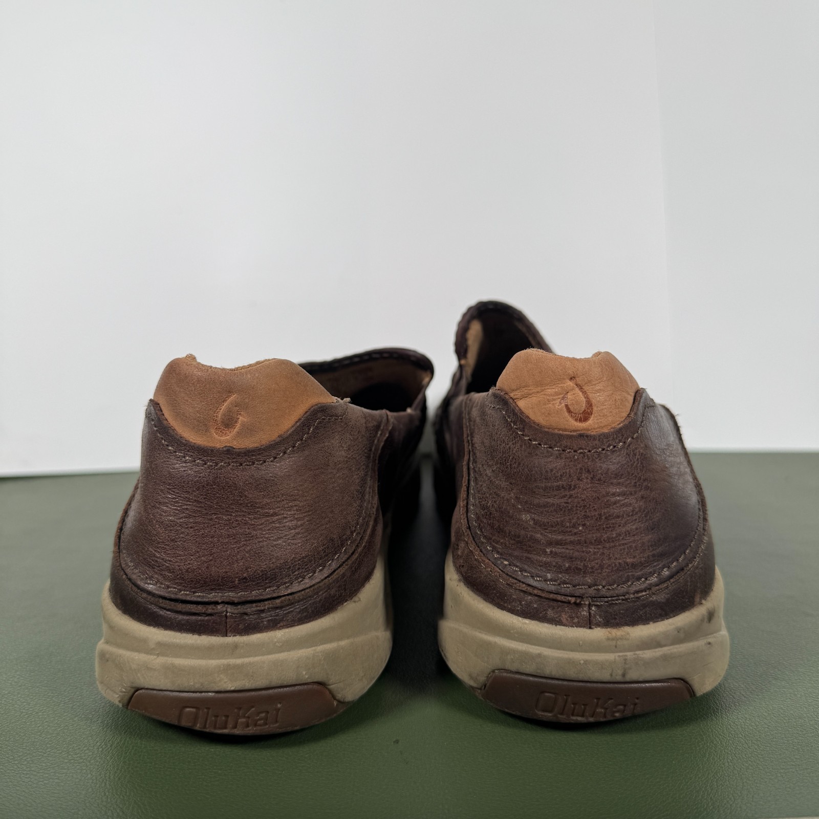 OLUKAI Lae’ahi Lauhala Men Size 10.5 M Dark Brown Woven Leather Slip On Shoes