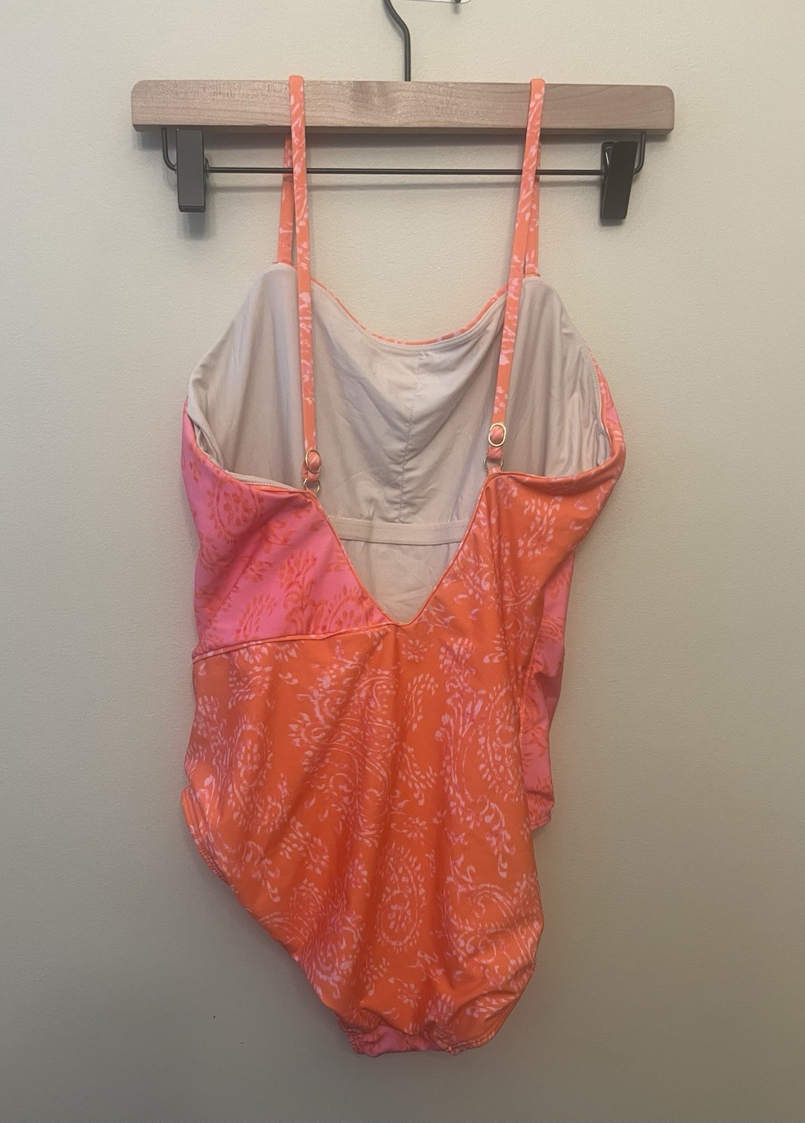 NWT $148 Hermoza Asha One Piece Swimsuit Womens Size 14 Paisley Days Orange Pink