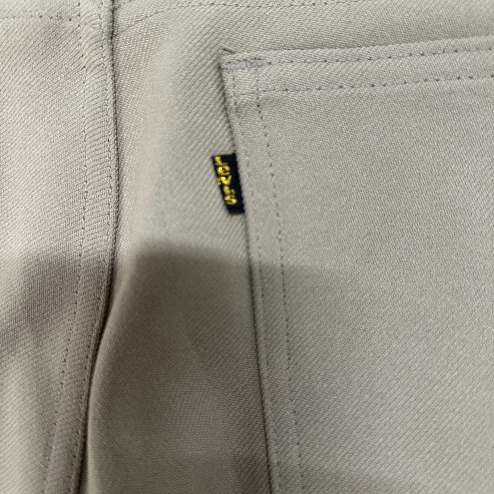 Levi’s Action Slacks Pants Mens Size 38×32 Beige Tan Straight Leg Casual