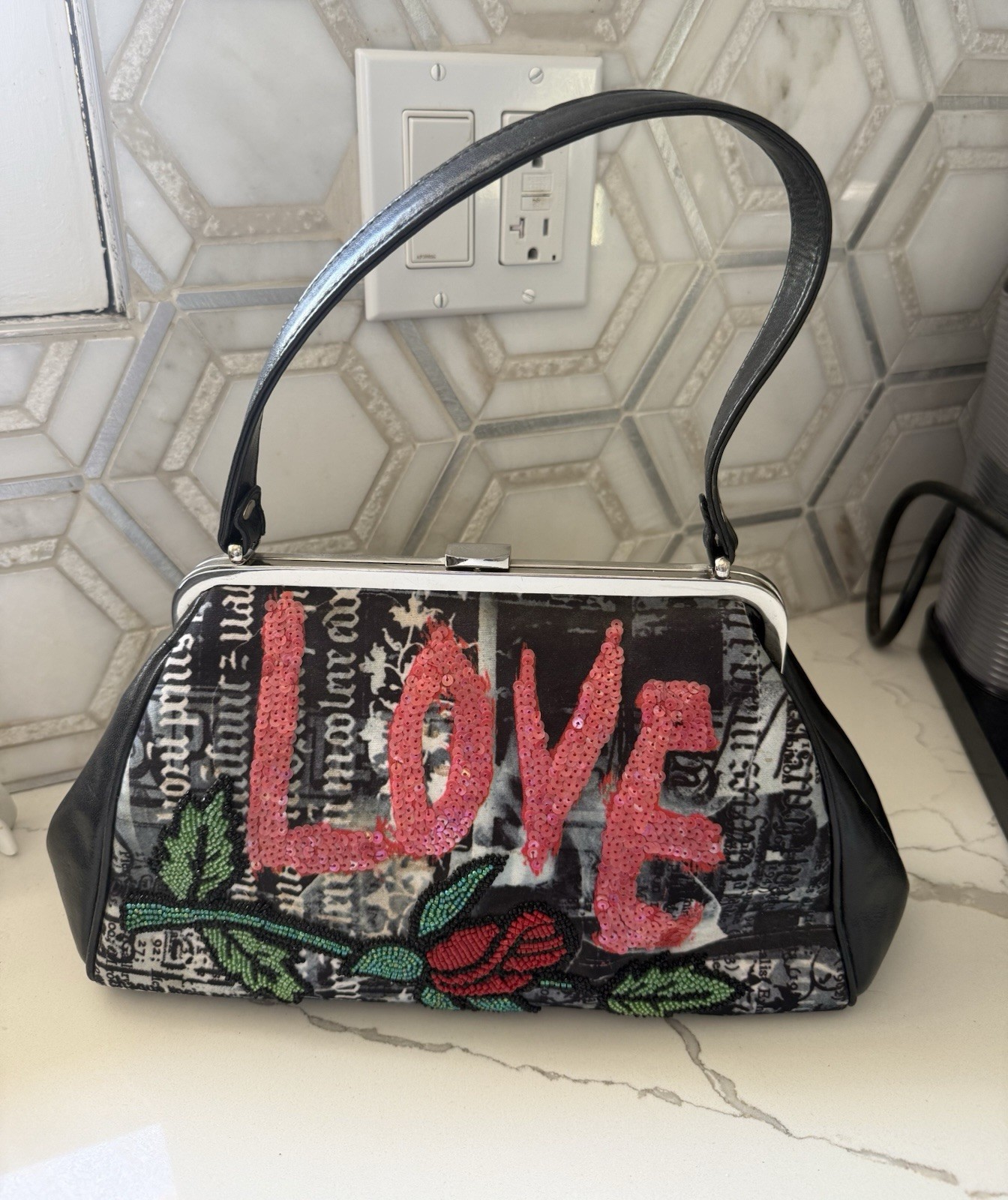 ISABELLA FIORE RARE LOVE PASSION HARD FRAME Handbag – vintage