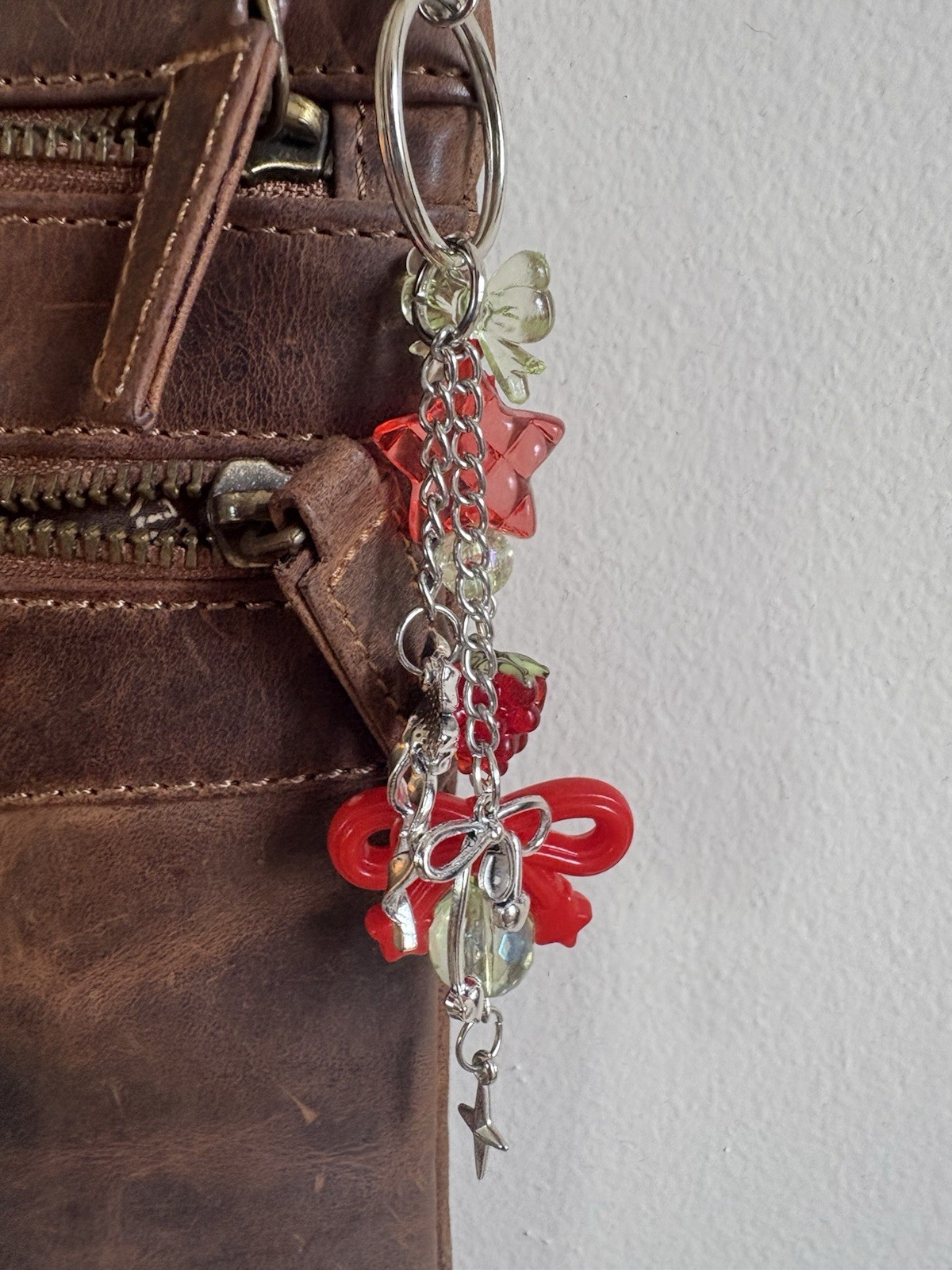 Women’s Red/Clear Beaded Bow Star & Cross Charm Keychain Detachable Clip