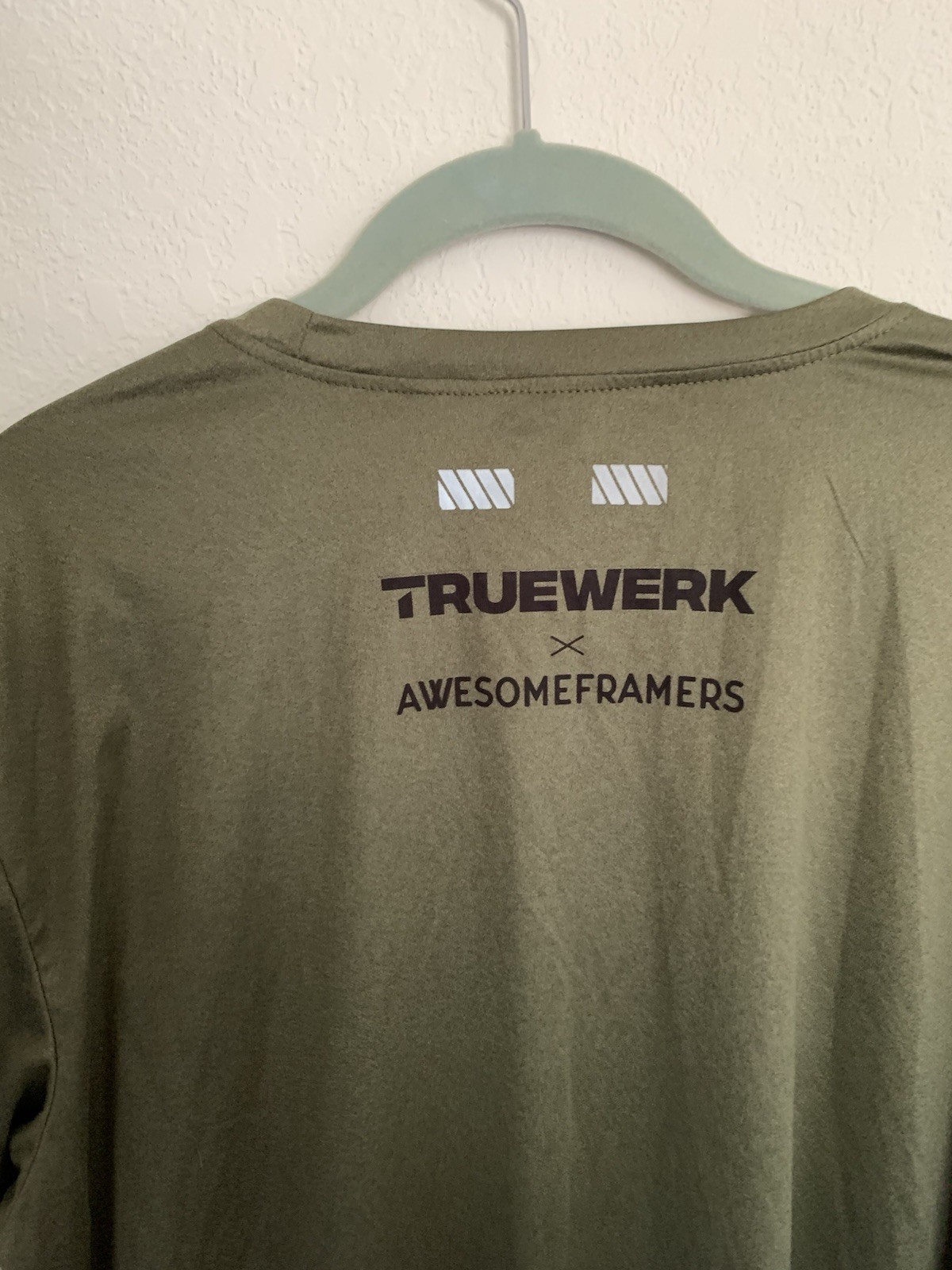 Truewerk B1 Sun Tshirt Advocate Empower Limited Framers Olive Green Sz L