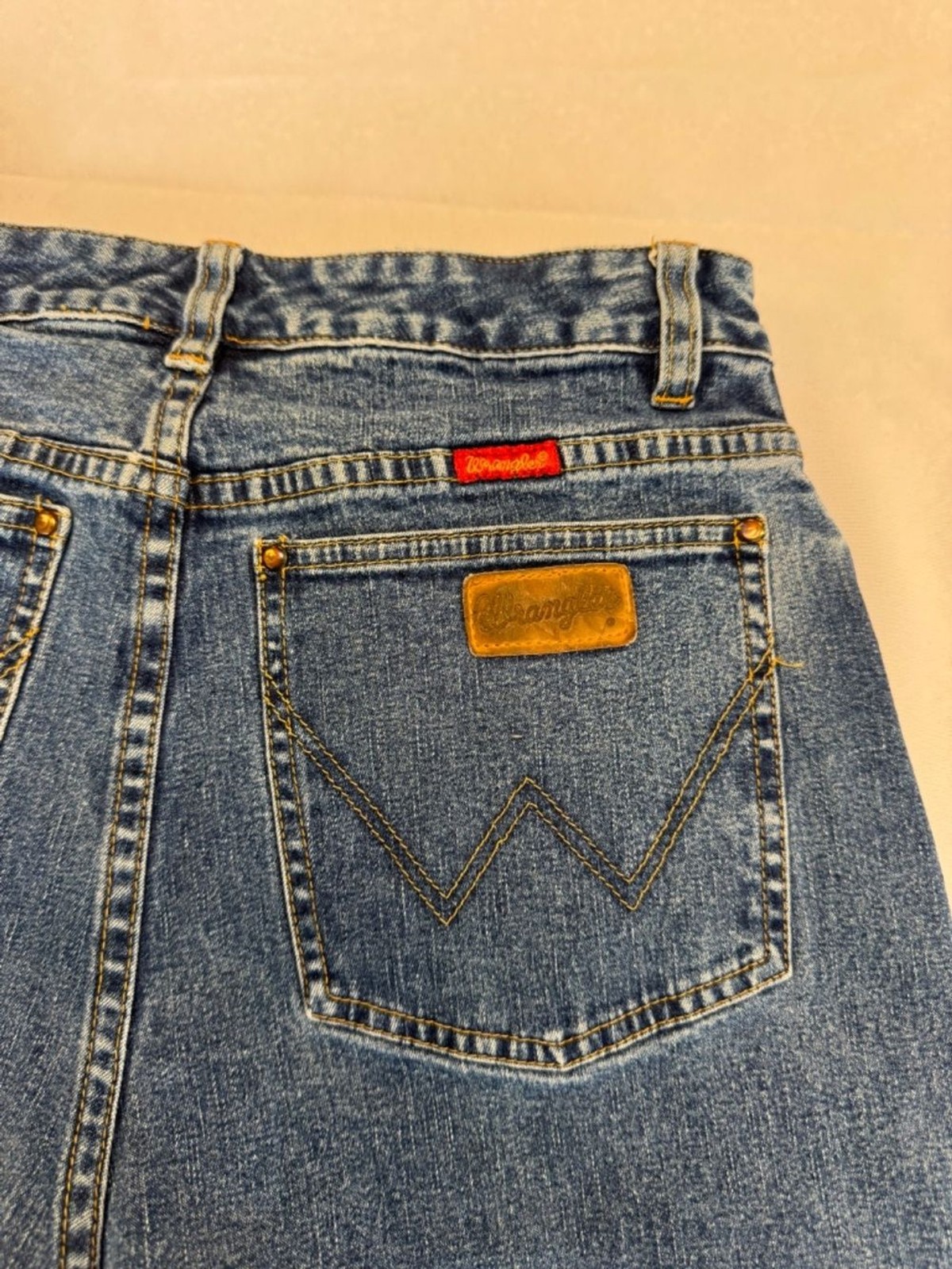 Wrangler Vintage Straight Leg Jeans Size 5/6 x 32