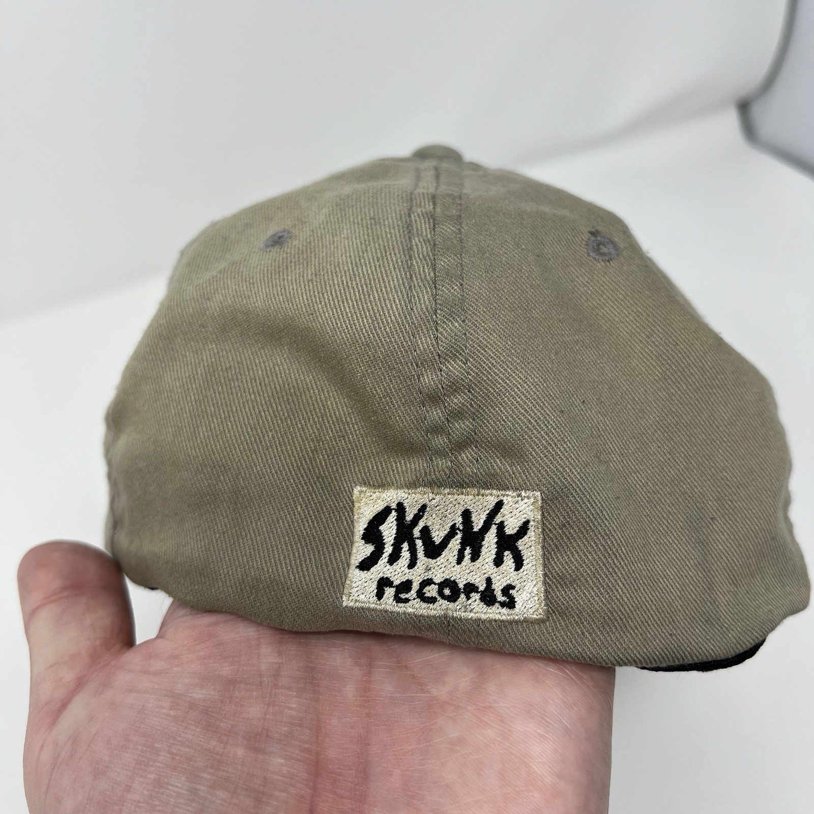 Vintage Slightly Stoopid Hat Mens Small Medium Beige Flexfit Skunk Records RARE