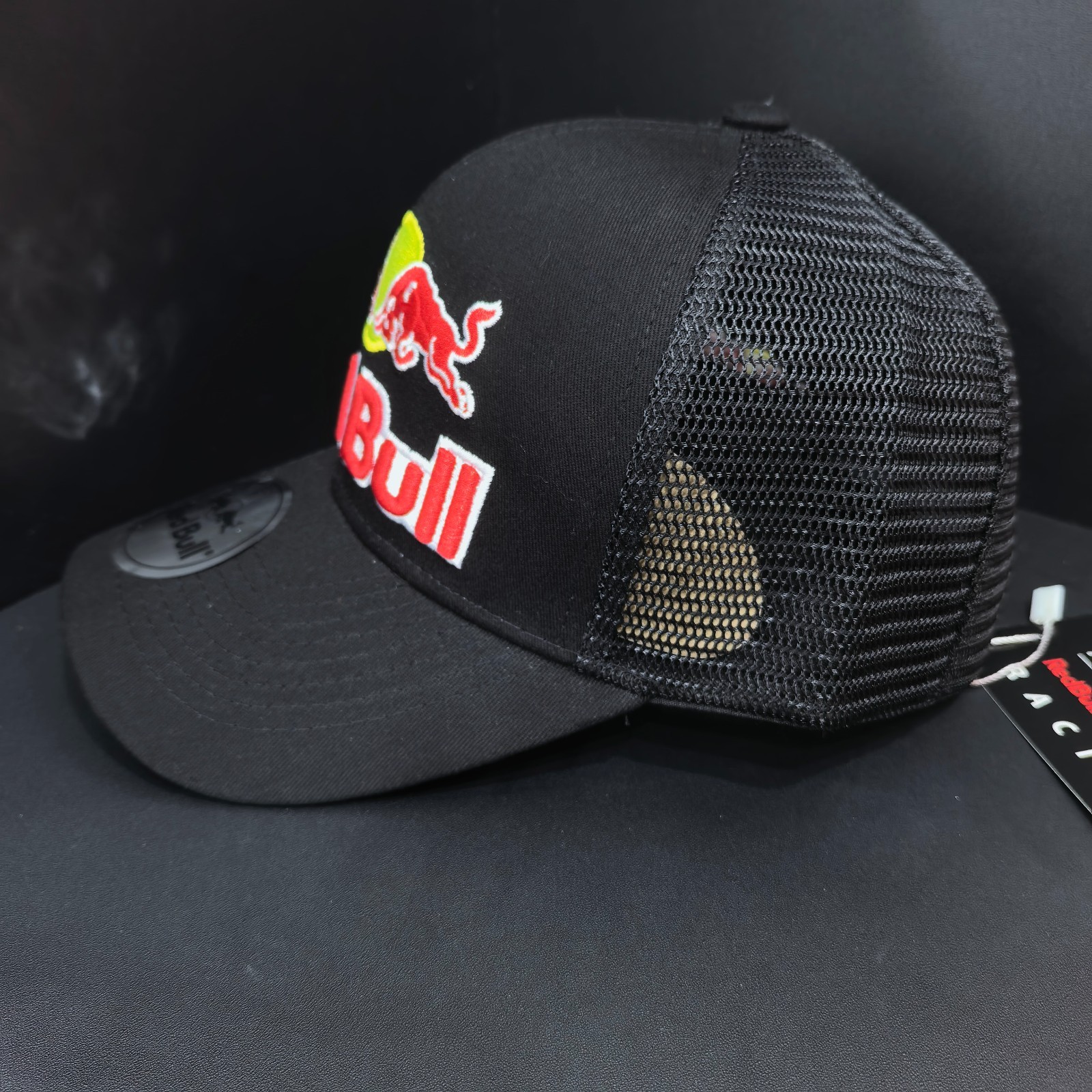 Red Bull Outdoor Sports Casual Black Baseball Cap – Mesh Back Design