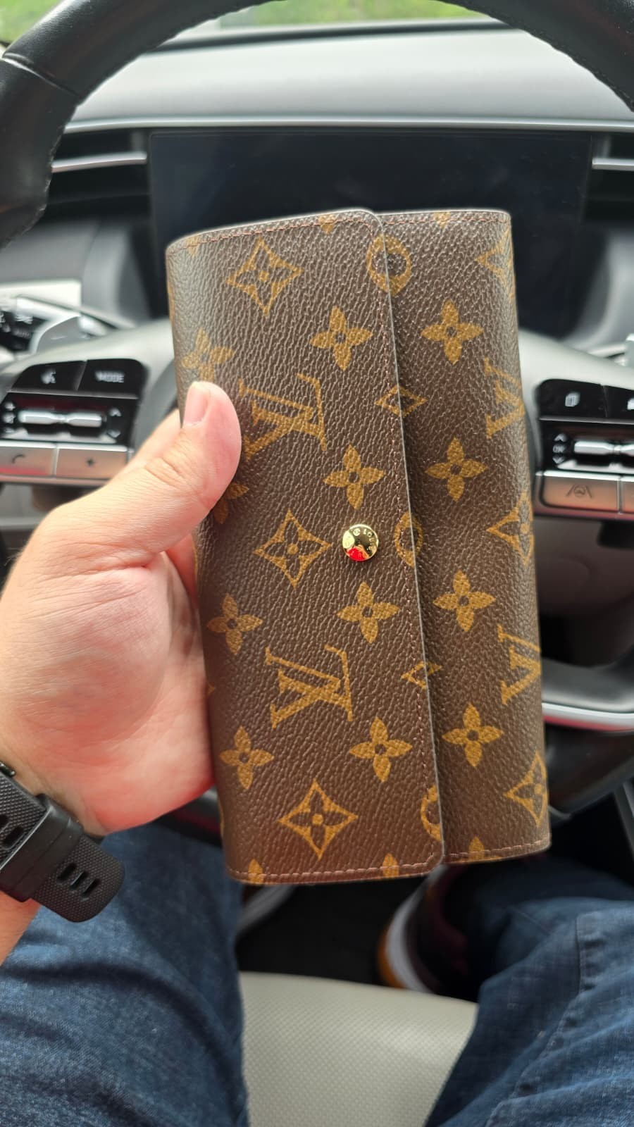Louis Vuitton Portefeuille Sarah Monogram Long Wallet – Brown