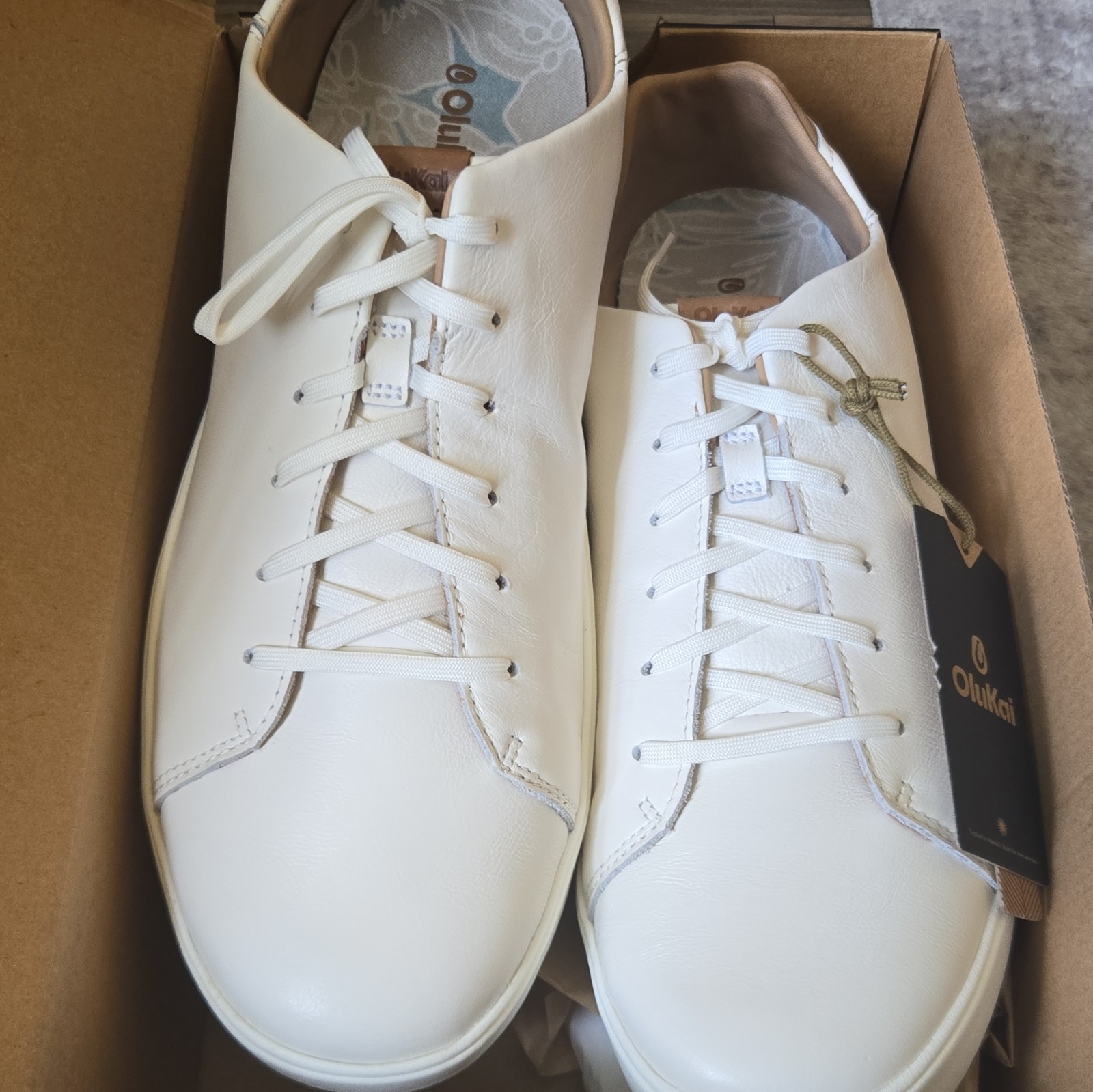 OluKai Men’s Leather Lace-Up Low-Top Sneakers White/Tan Round Toe Size 15