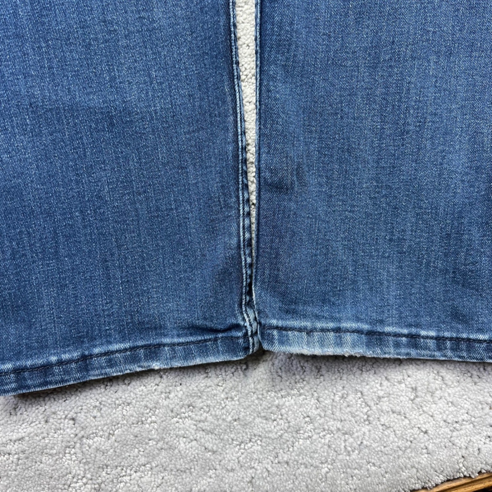 Levis 502 Jeans 33×30(34×28) Regular Taper Blue Denim Stretch All Seasons Tech
