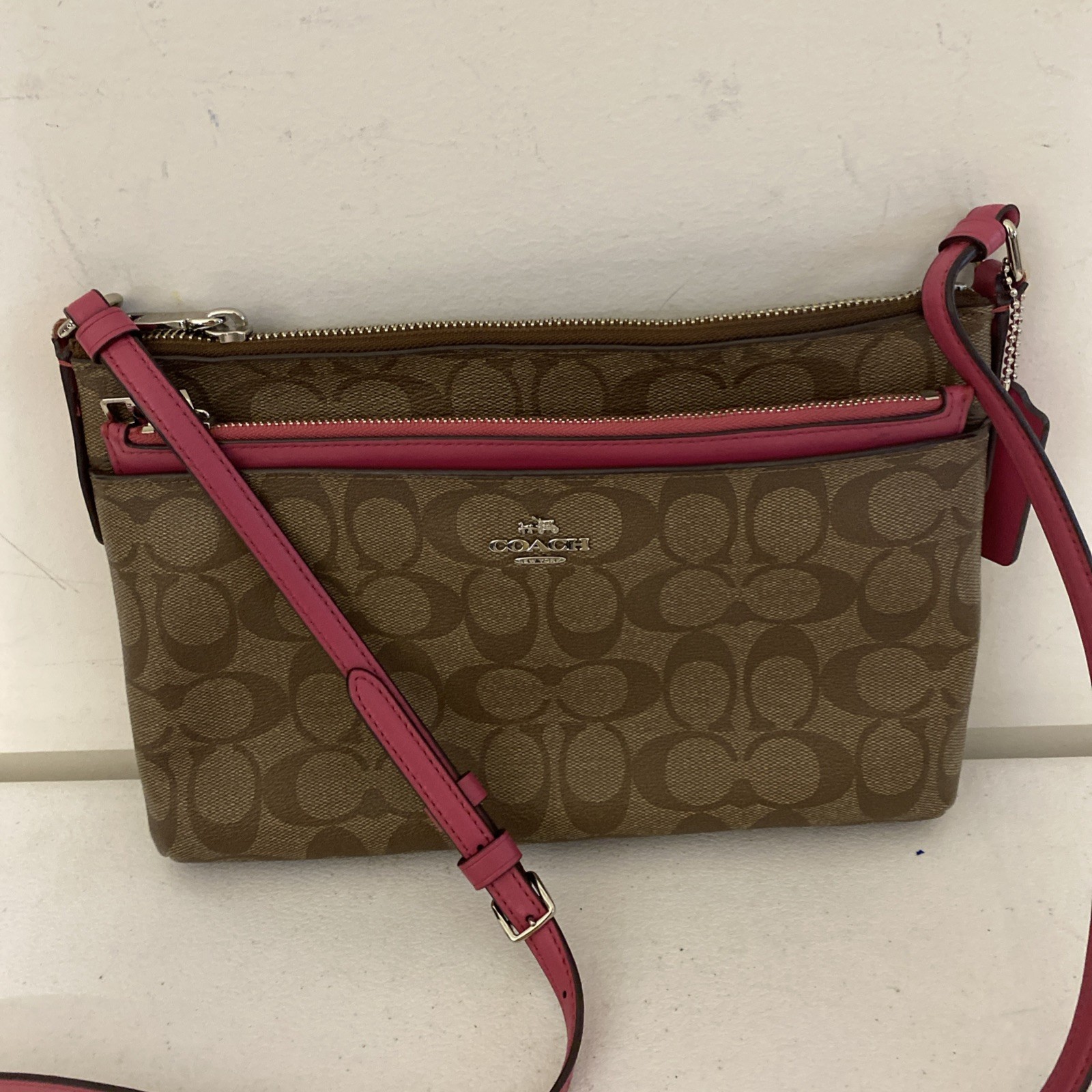 COACH EAST/ WEST POP CROSSBODY BAG IN KHAKI w/ PINK DETAILS & PINK ZIP WALLET