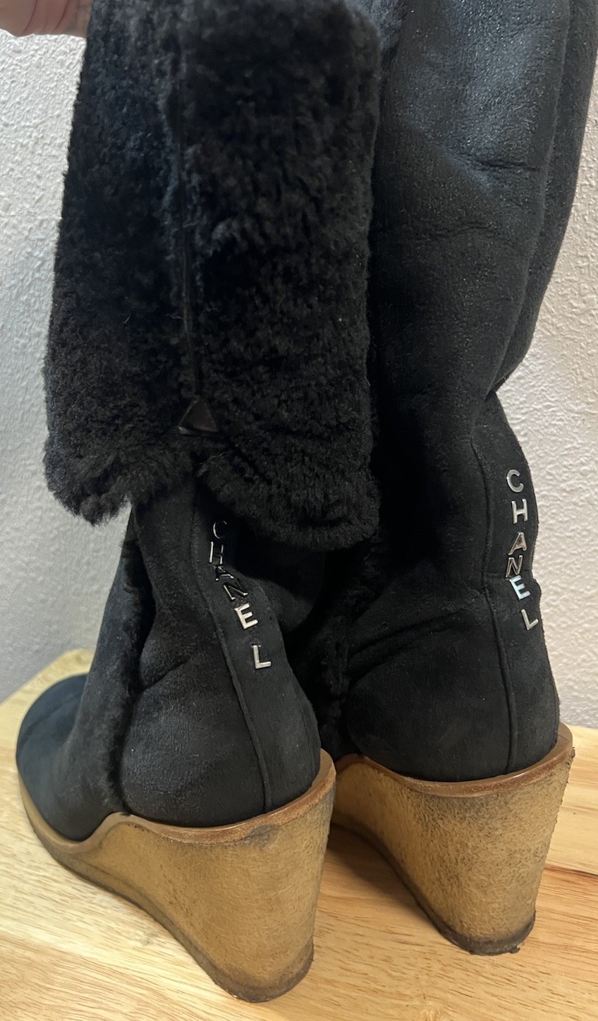 Chanel Boots 40 Wedge Knee High Suede Sherpa Fur Lined Biker Moto Spellout Logos