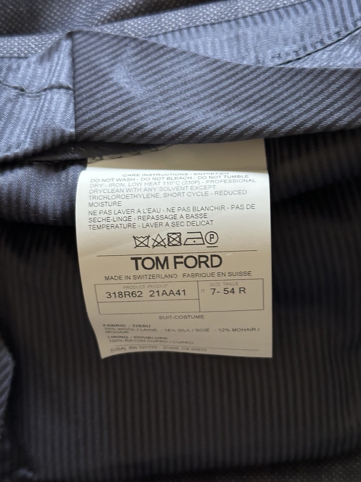 $4.8k NWT TOM FORD Grey Check 44R eu54 2 pc Windsor Wool Silk Mohair suit ITALY