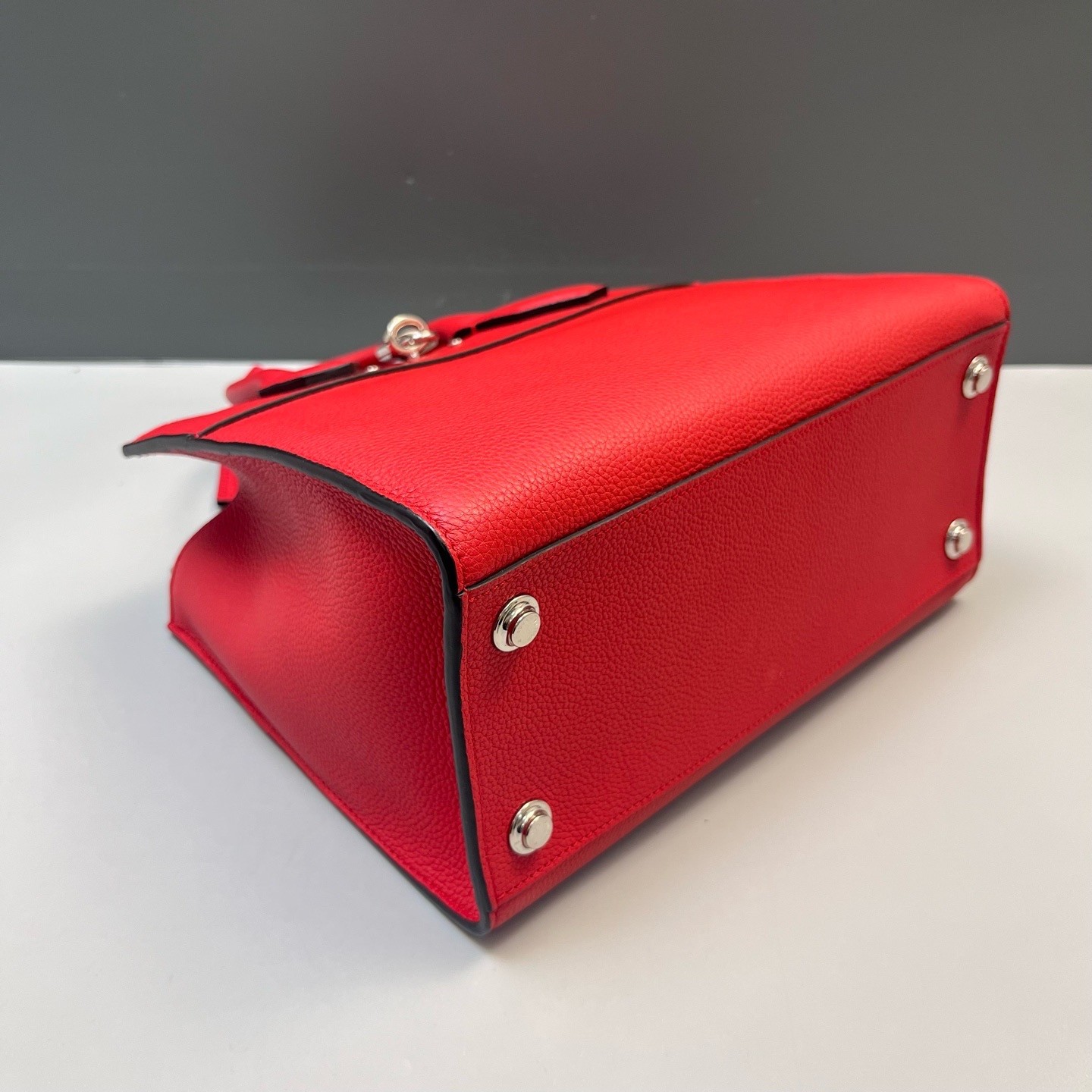Louis Vuitton Pre-Owned Authentic Satchel Red Silver Free Tracked Shipping