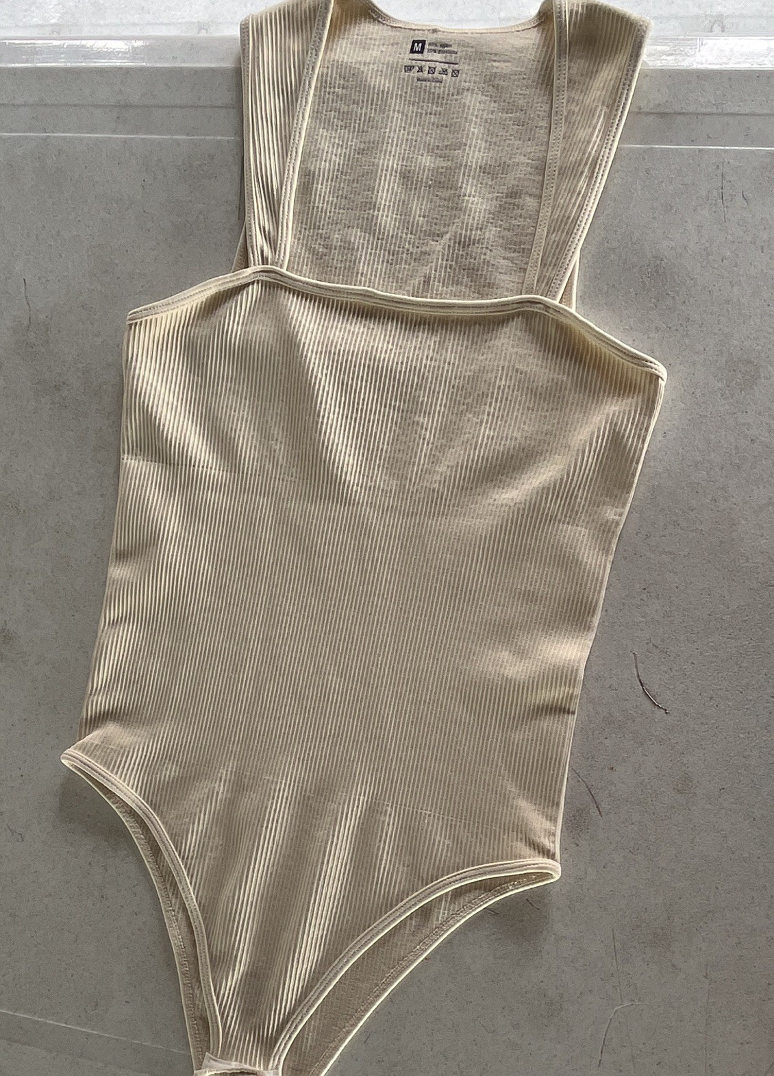 Beige Bodysuit Women’s M Moderate Compression Stretch Opaque Wireless