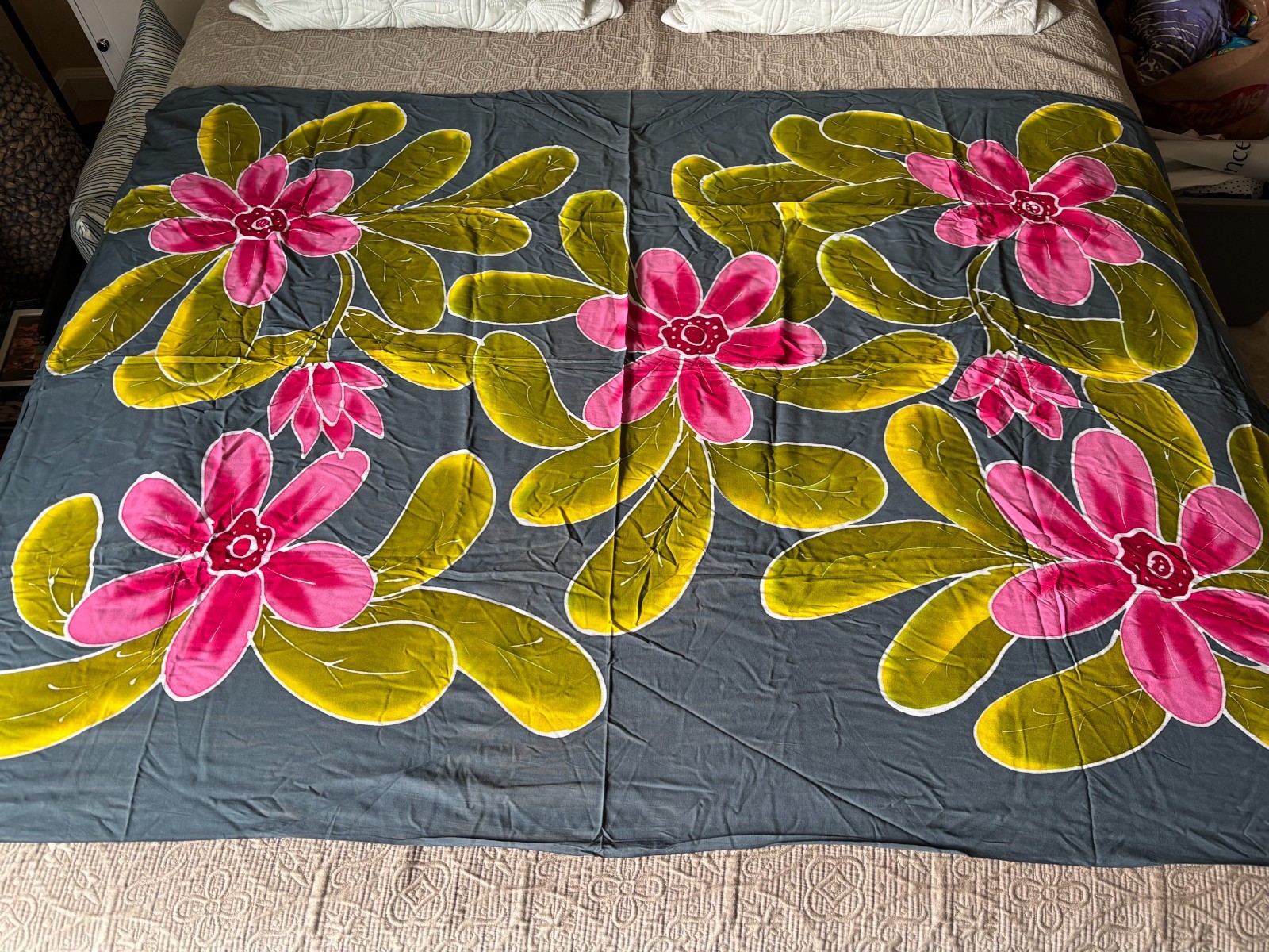 NWOT. Gray, pink and chartreuse tropical flower pareo / sarong hand painted.