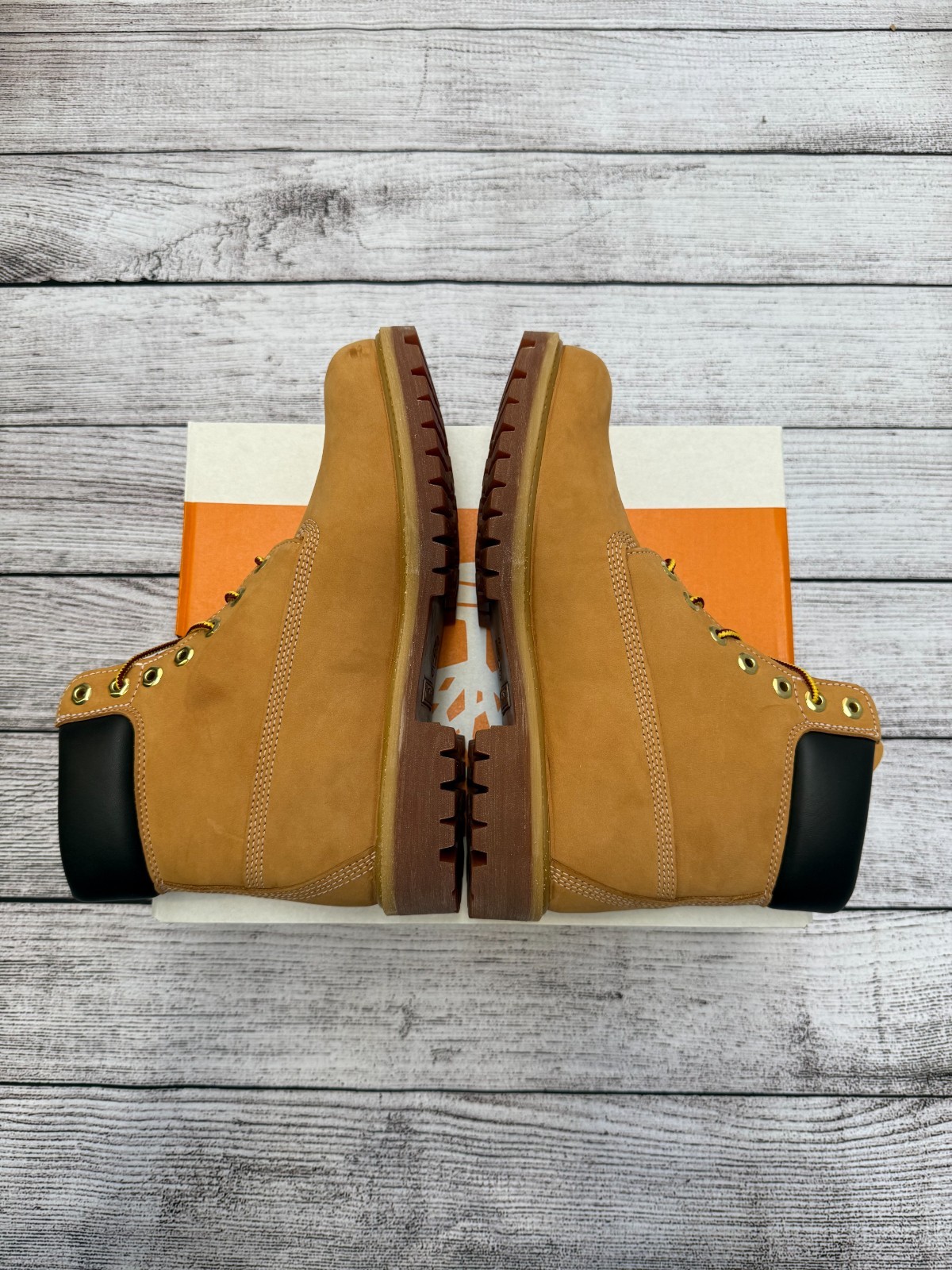 NEW Timberland 6 Inch Boot Wheat Nubuck Premium TB010061-713 Men’s SIZE 9,9.5,11