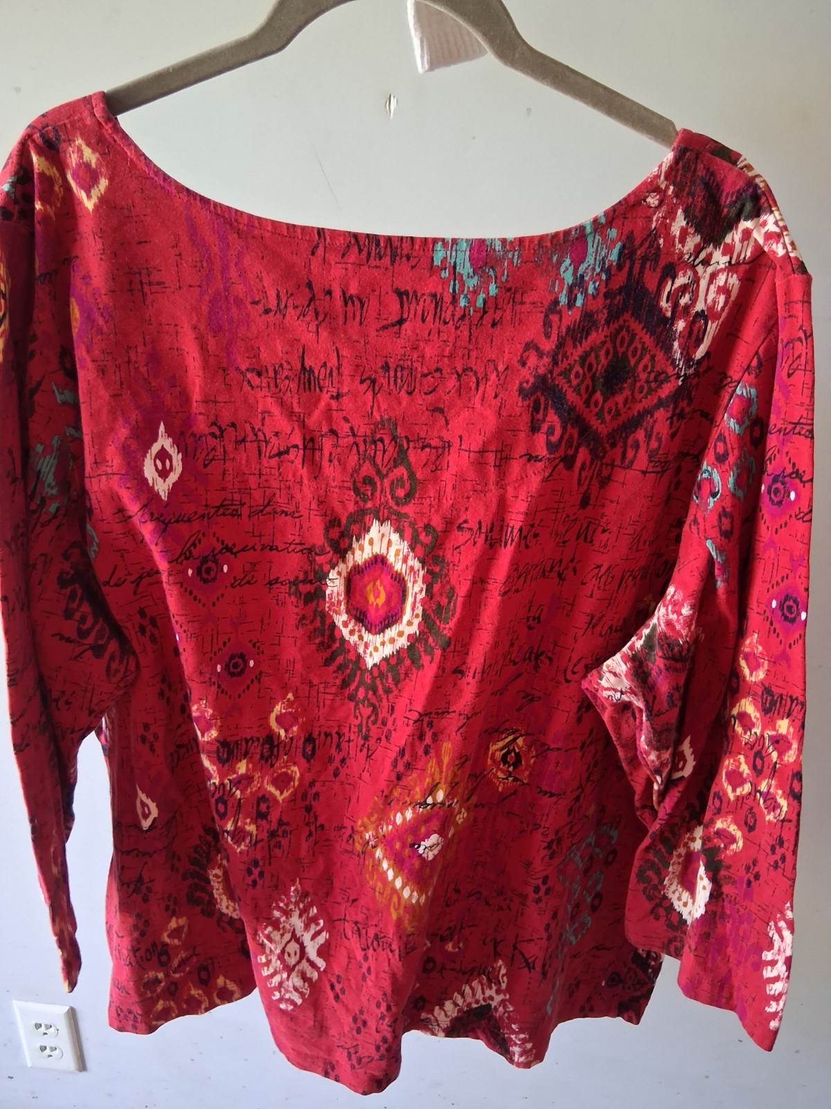 Ruby Rd. Women’s Plus 2X Red Geometric Studded Scoop Neck 3/4 Sleeve Knit Top