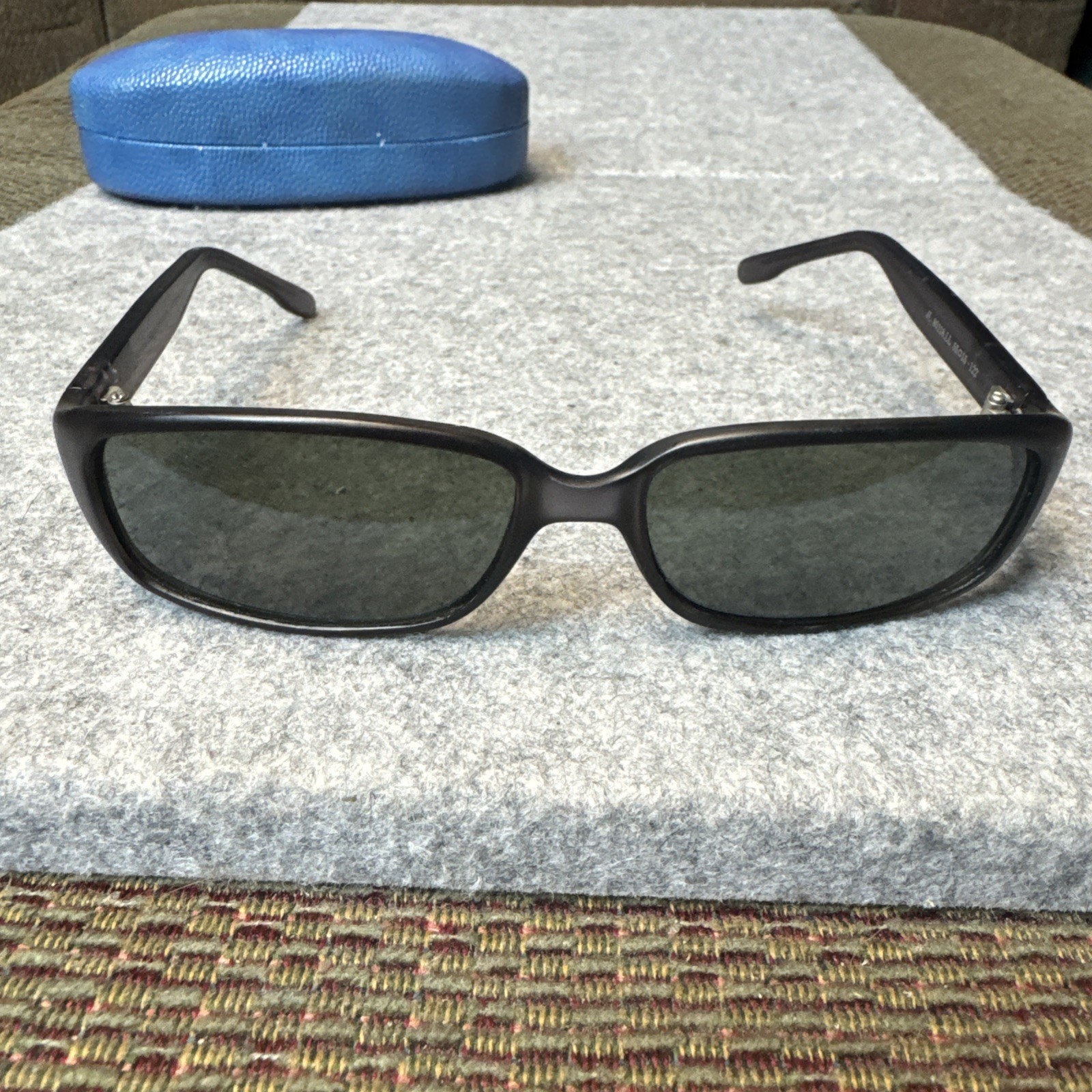 Vintage Goodin Deef Purple Translucent Oval Sunglasses 80118.LL 55[]15-121mm