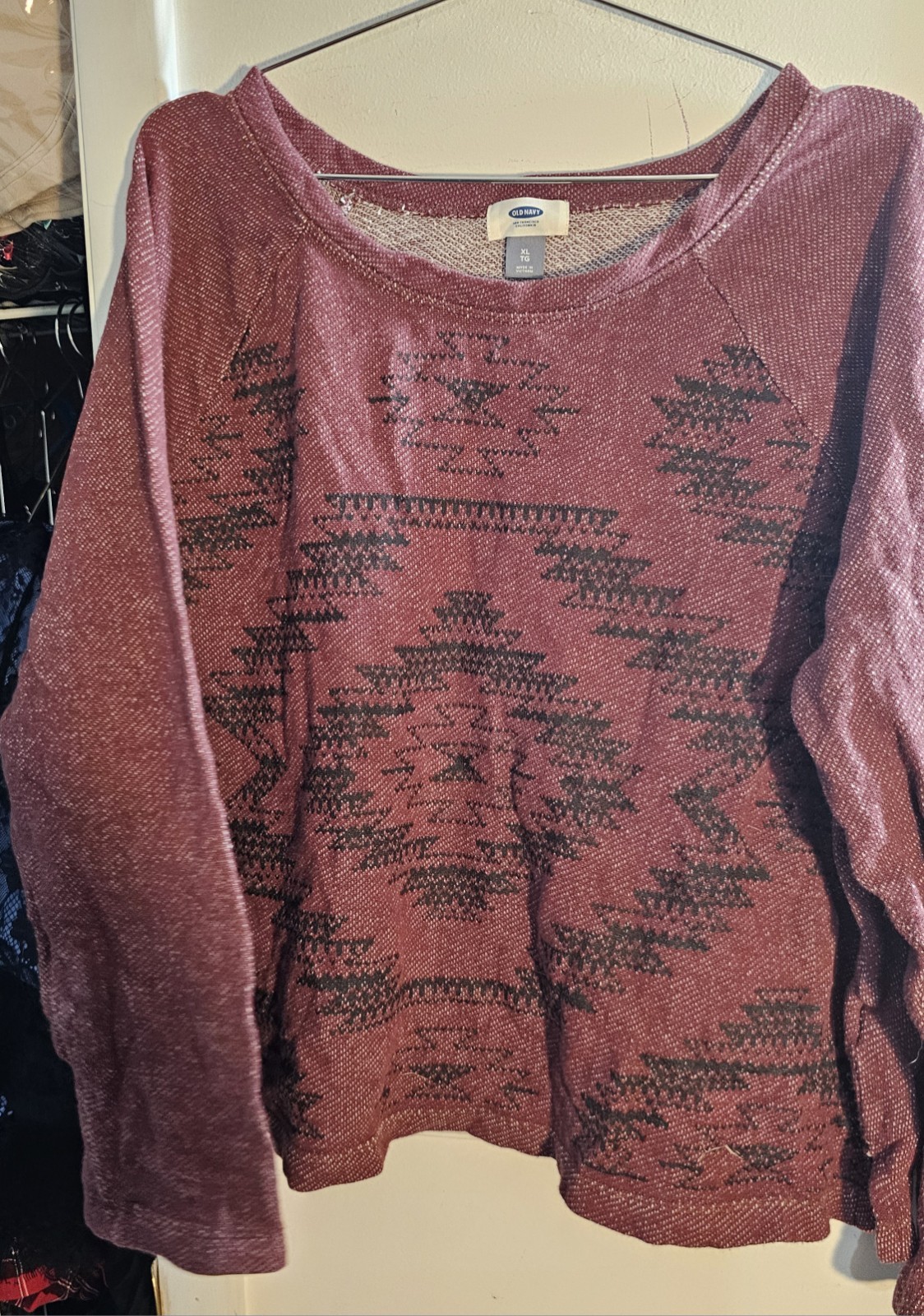 Old Navy Maroon Light Sweatshirt XL