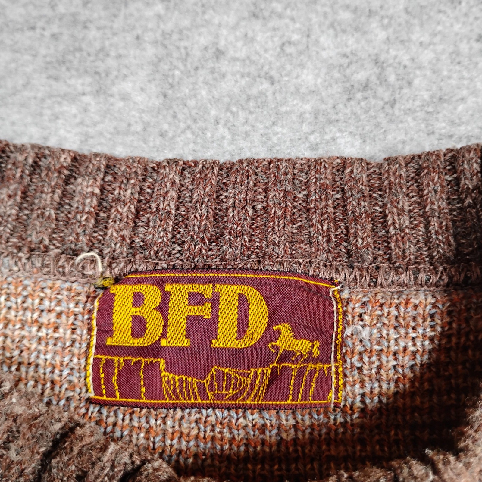 BFD Vintage Men Brown Fair Isle Geometric Acrylic Knit Crewneck Sweater USA Made