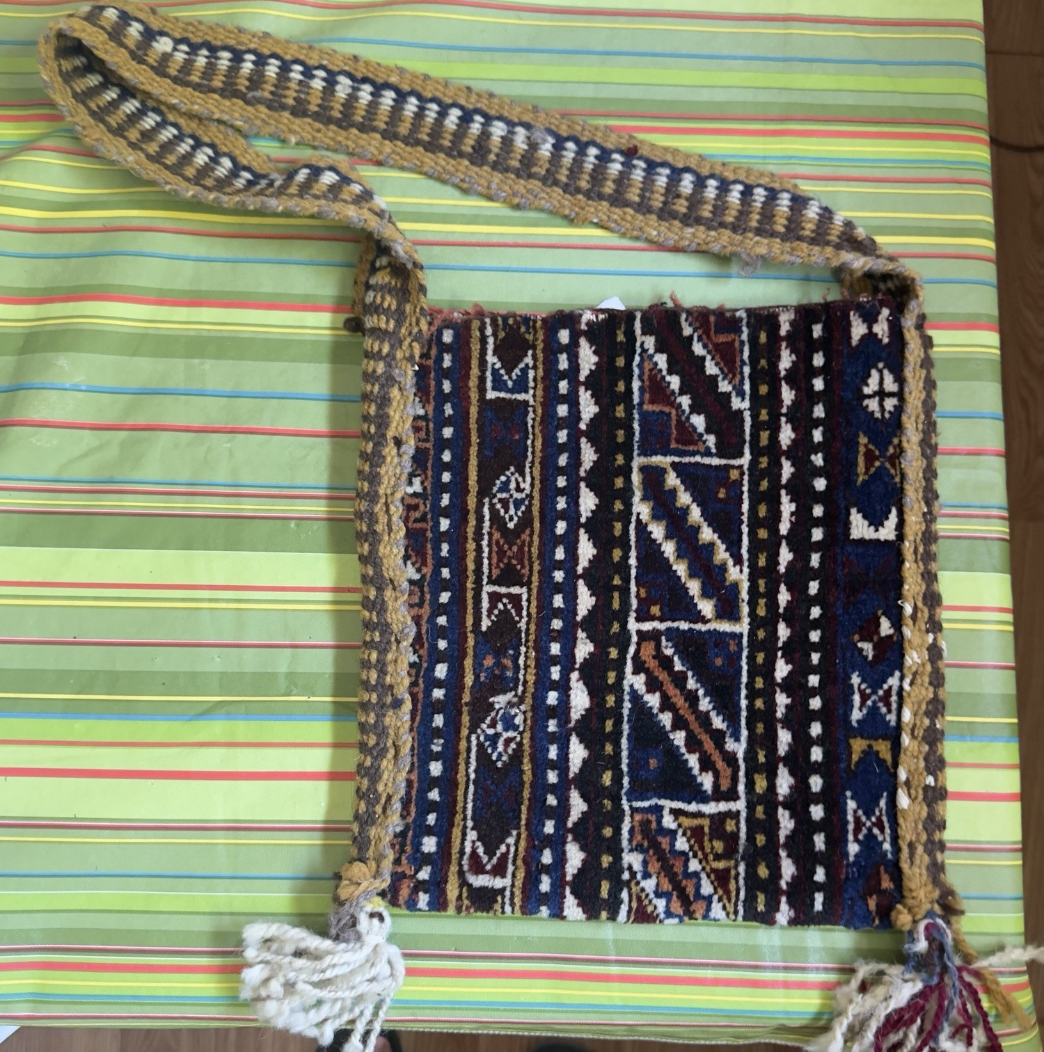 Vintage woven rug bag