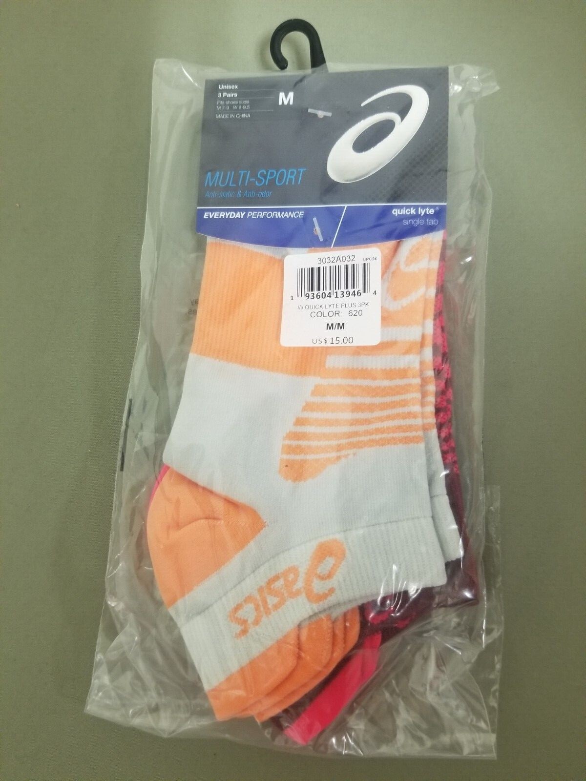New Asics Unisex Quick Lyte Single Tab 3 Pk. Multi-Sport Socks.